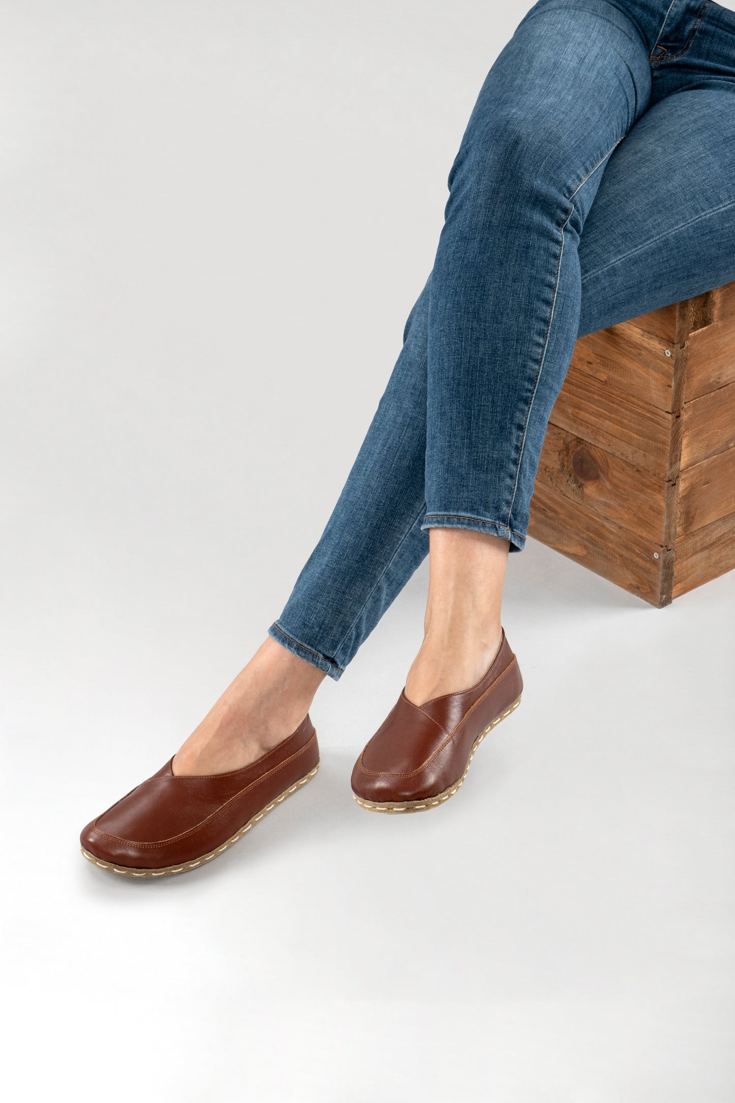 Women's Peru Brown Barefoot Cross Ballet Flats