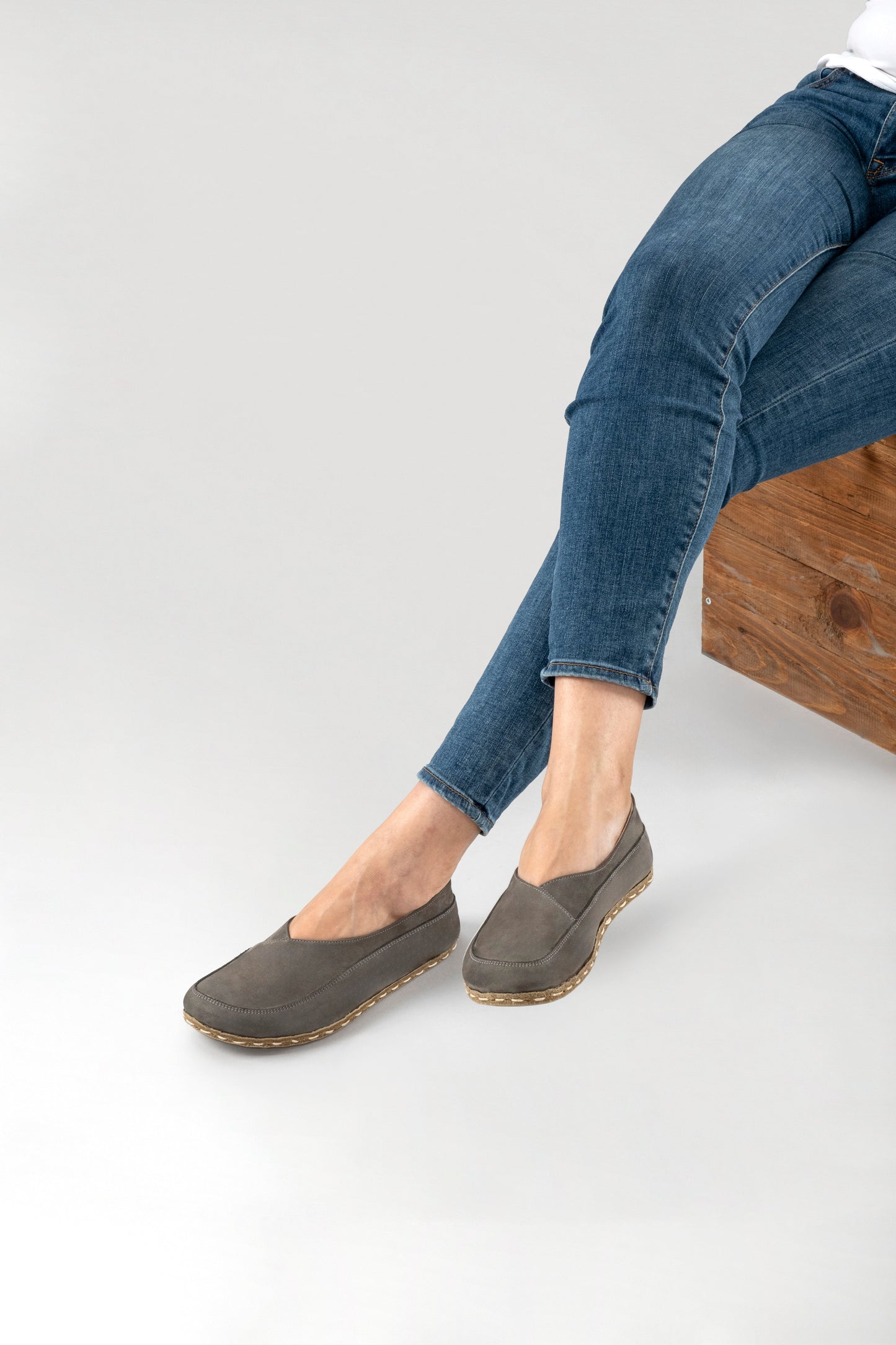 Women's Gray Barefoot Cross Ballet Flats