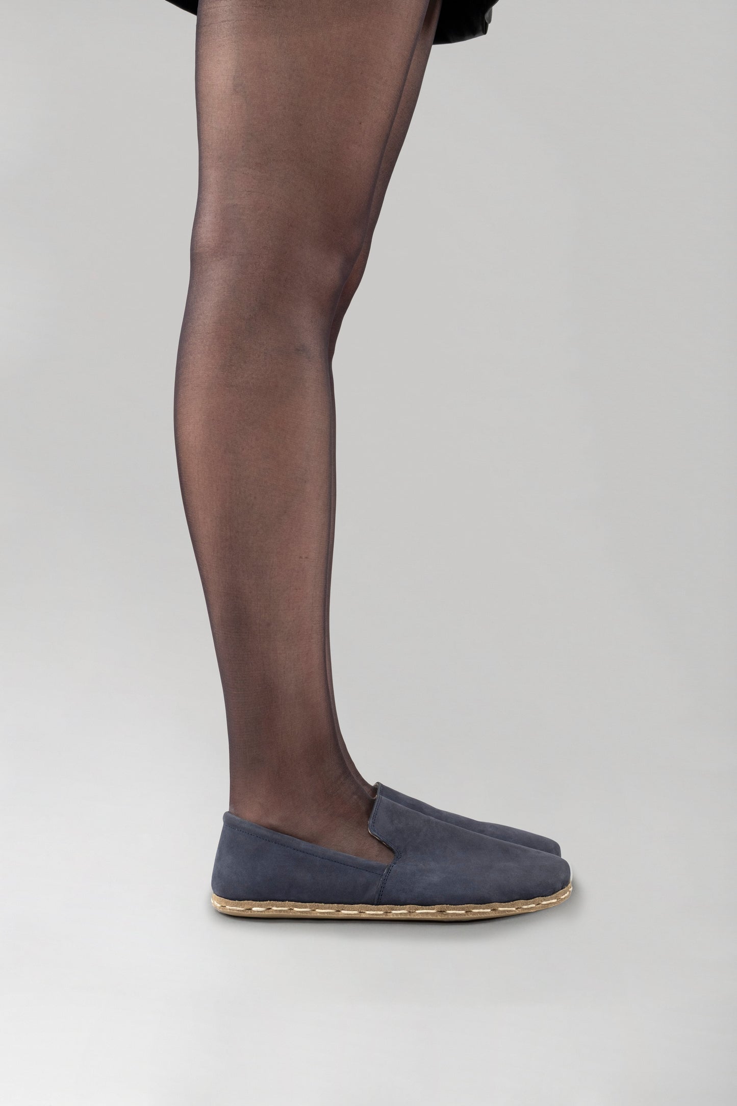 Women's Navy Nubuck Minimalists