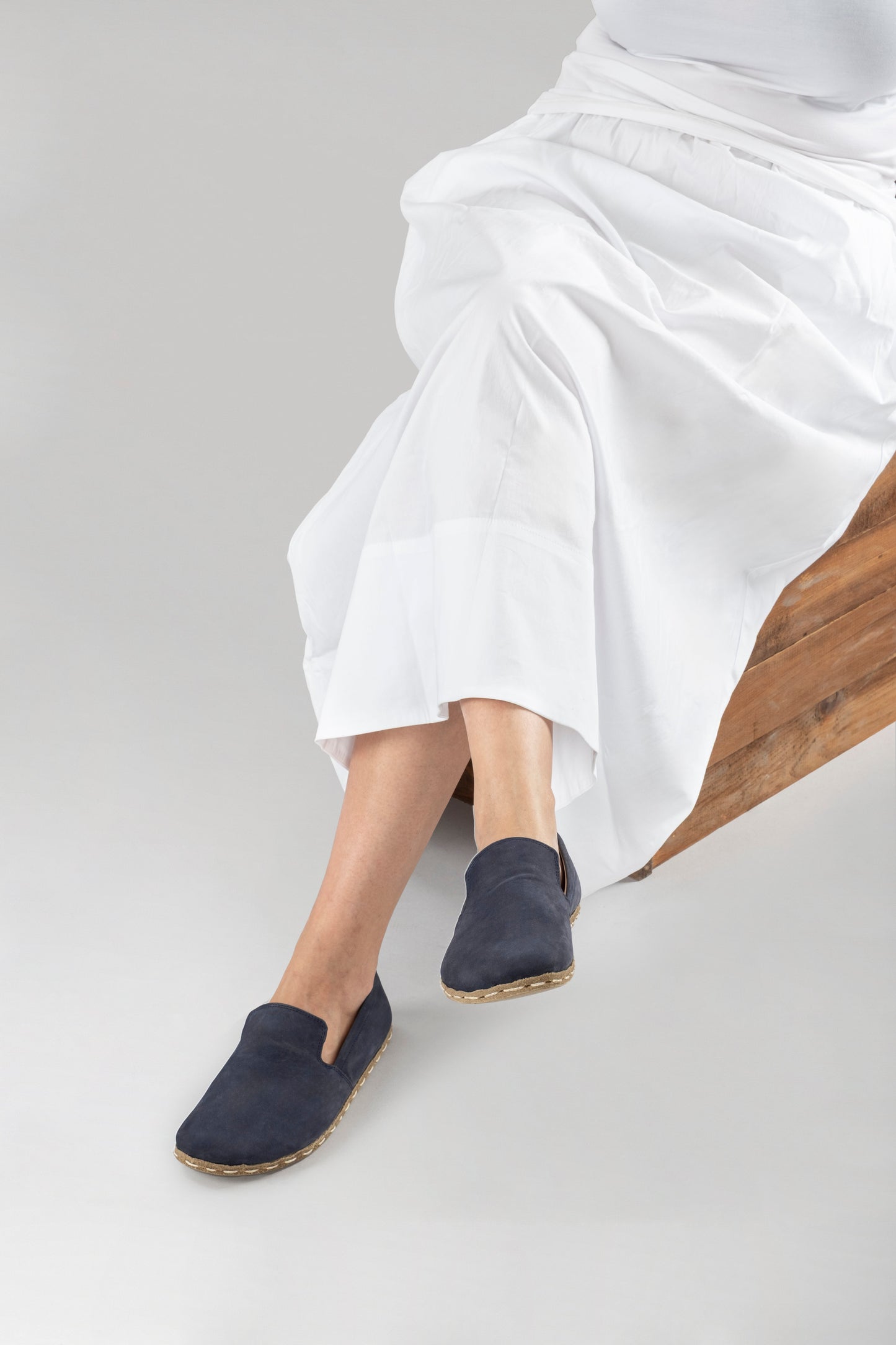 Men's Navy Nubuck Minimalists