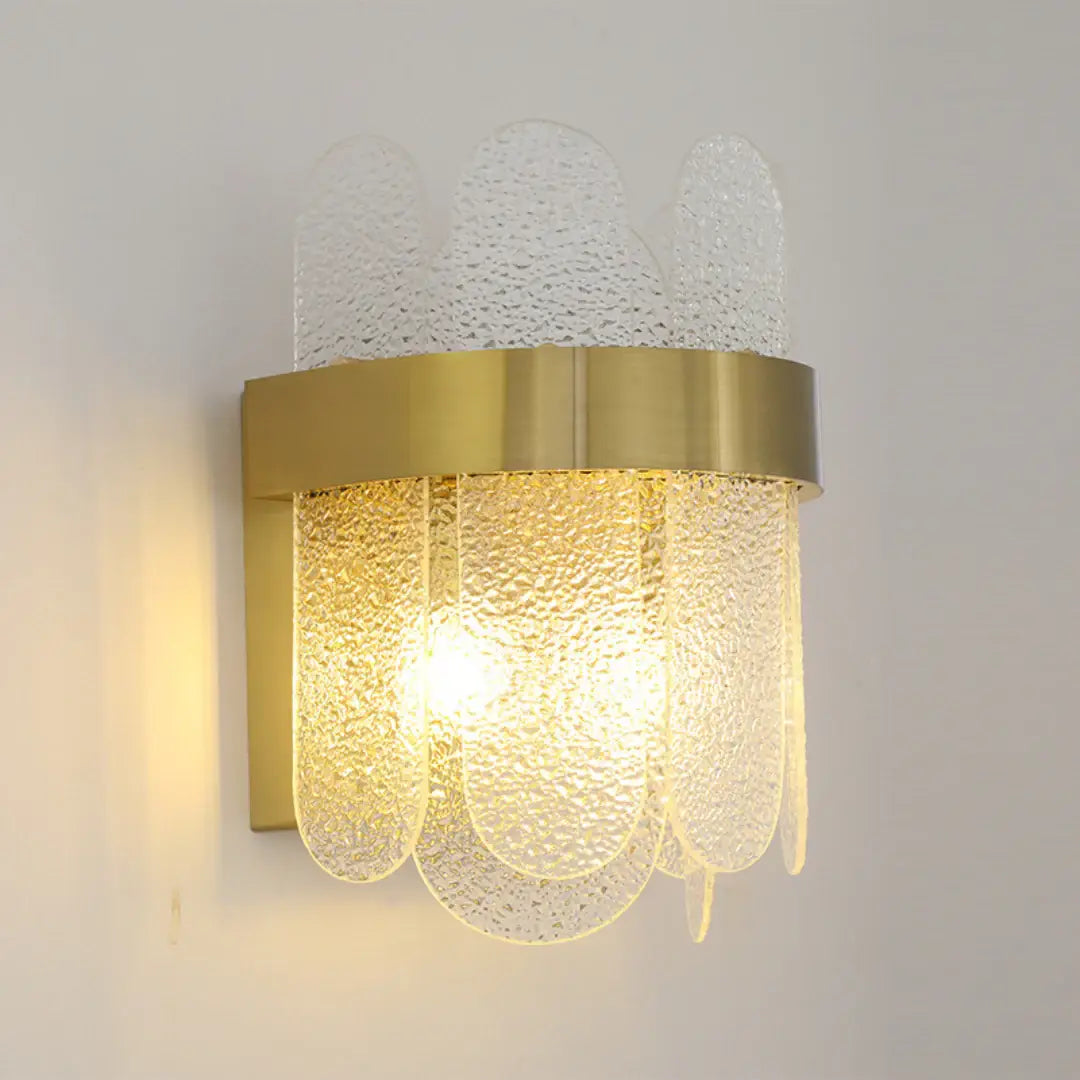 Lámpara de pared de cristal ovalada dorada