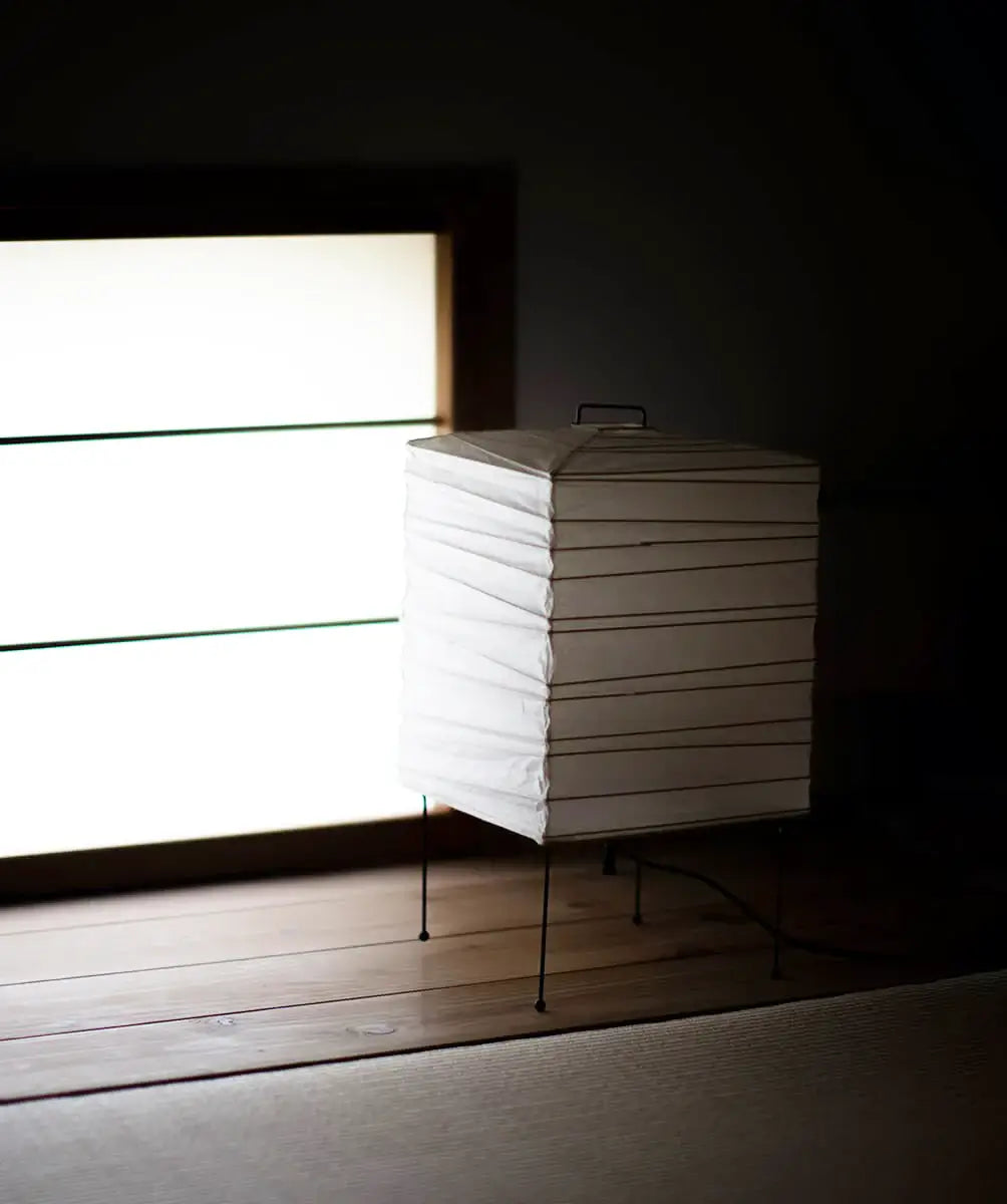 Lámpara de Mesa Akari 1X