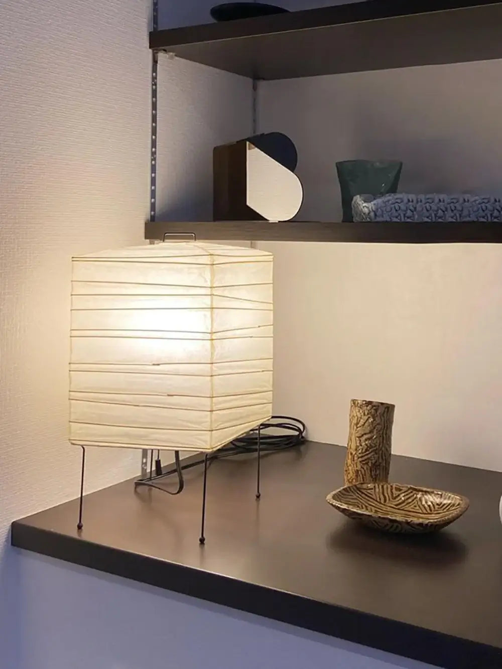 Lámpara de Mesa Akari 1X
