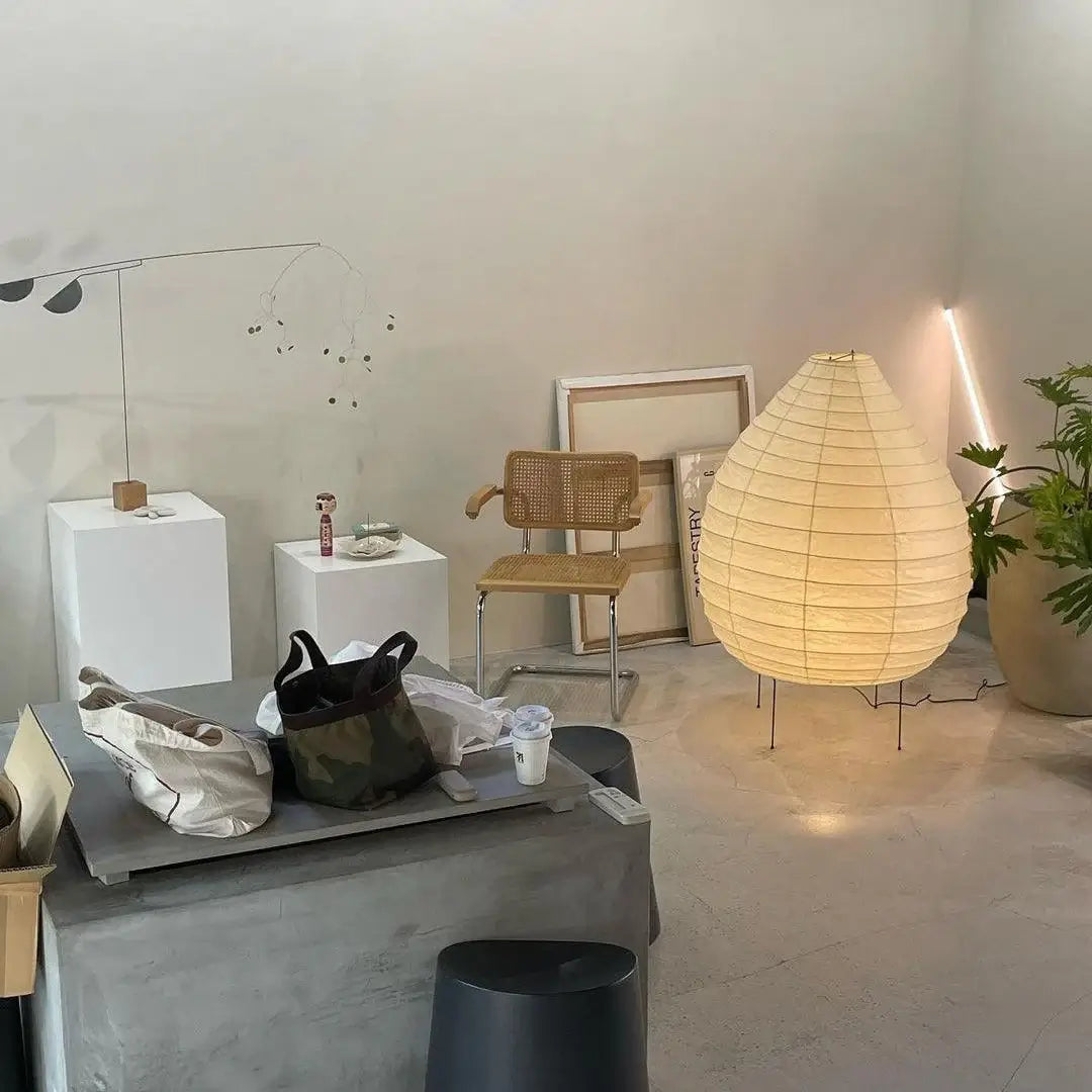 Lámpara de Mesa Akari 22N
