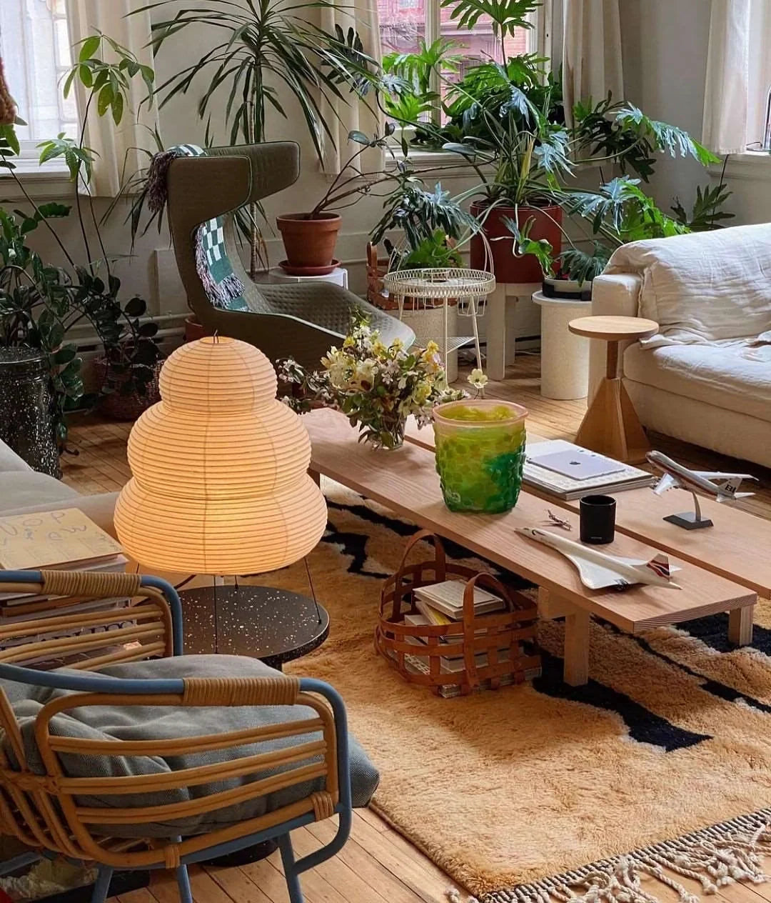 Lámpara de mesa Akari 25N