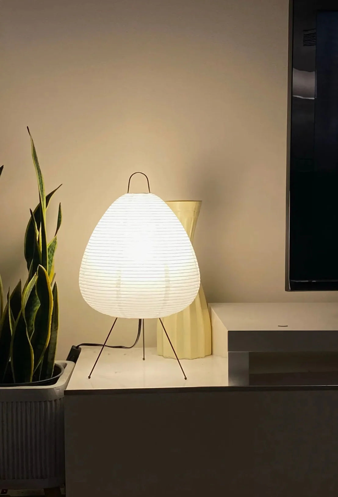 Lámpara de mesa Akari