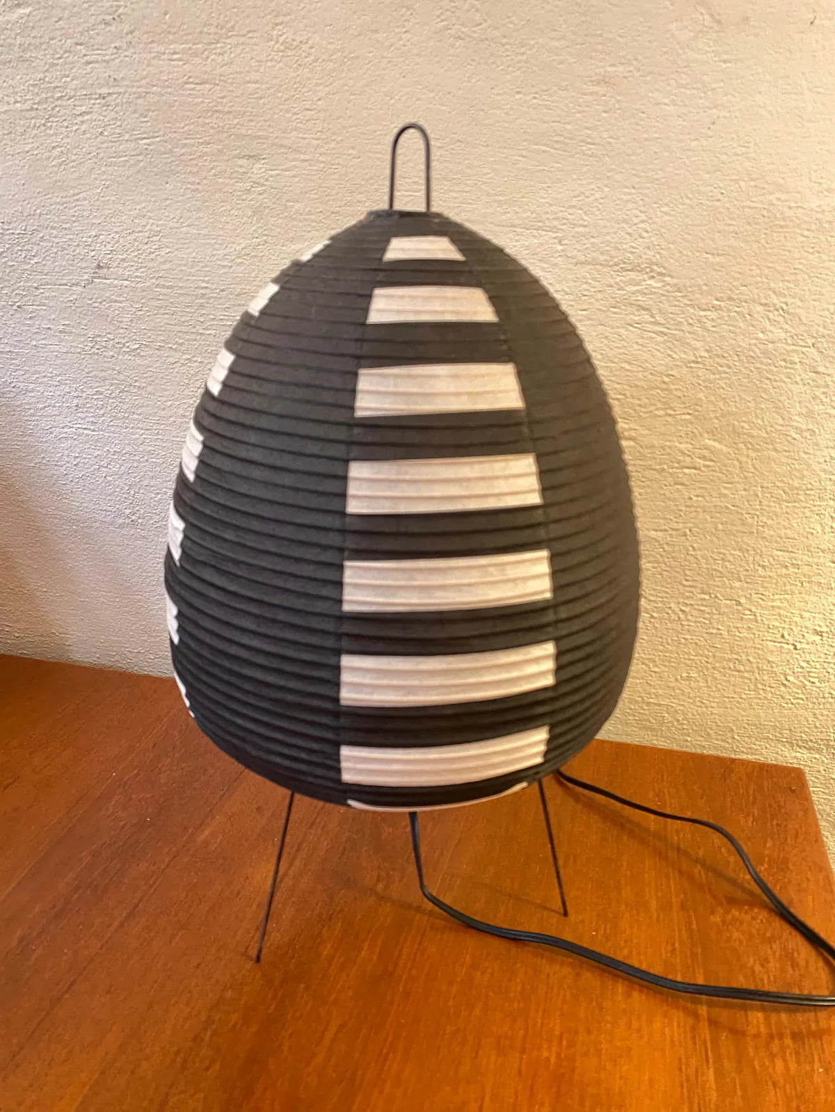 Lámpara de mesa Akari