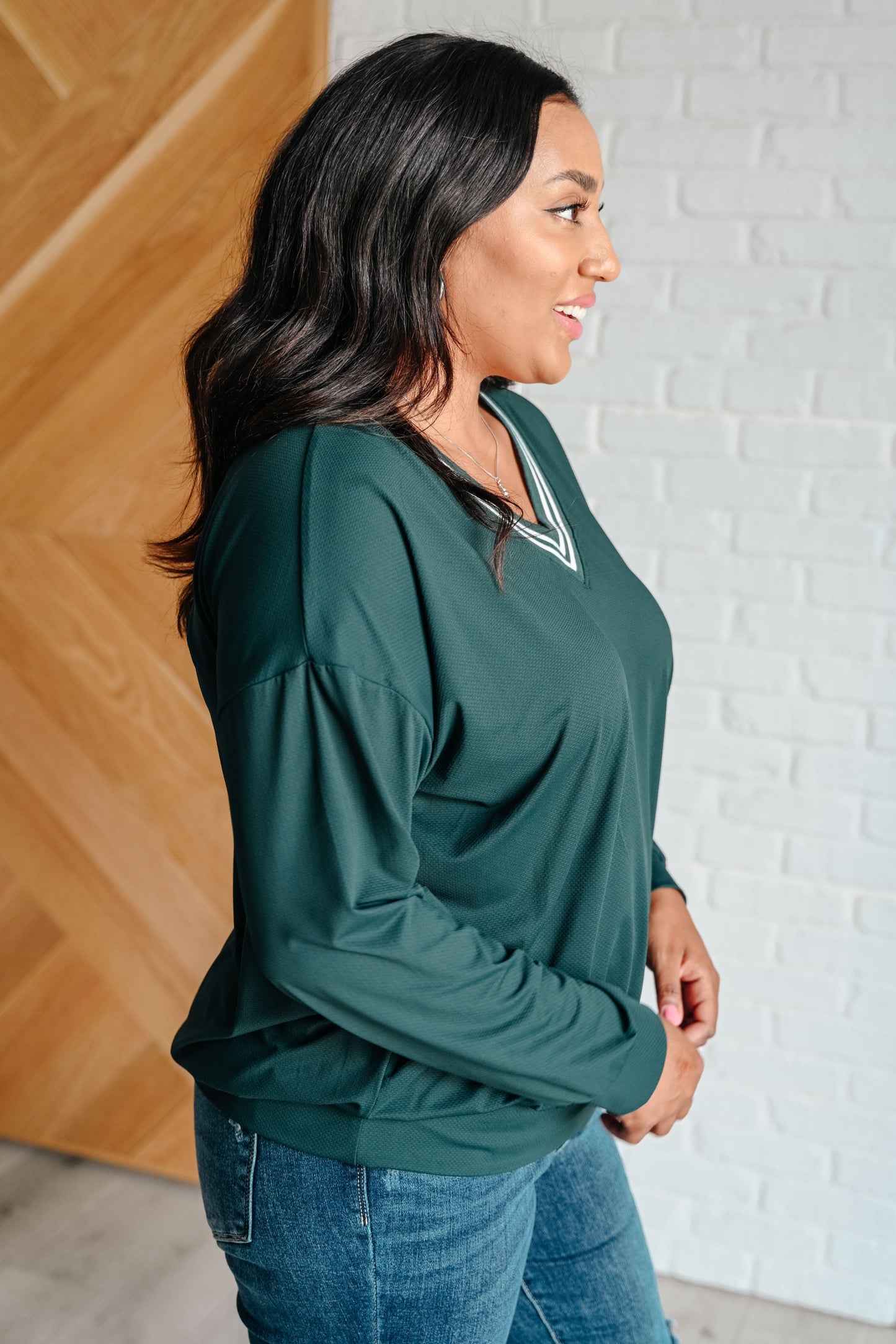 Sudadera con cuello de pico All Out Comfort en Verde Medianoche