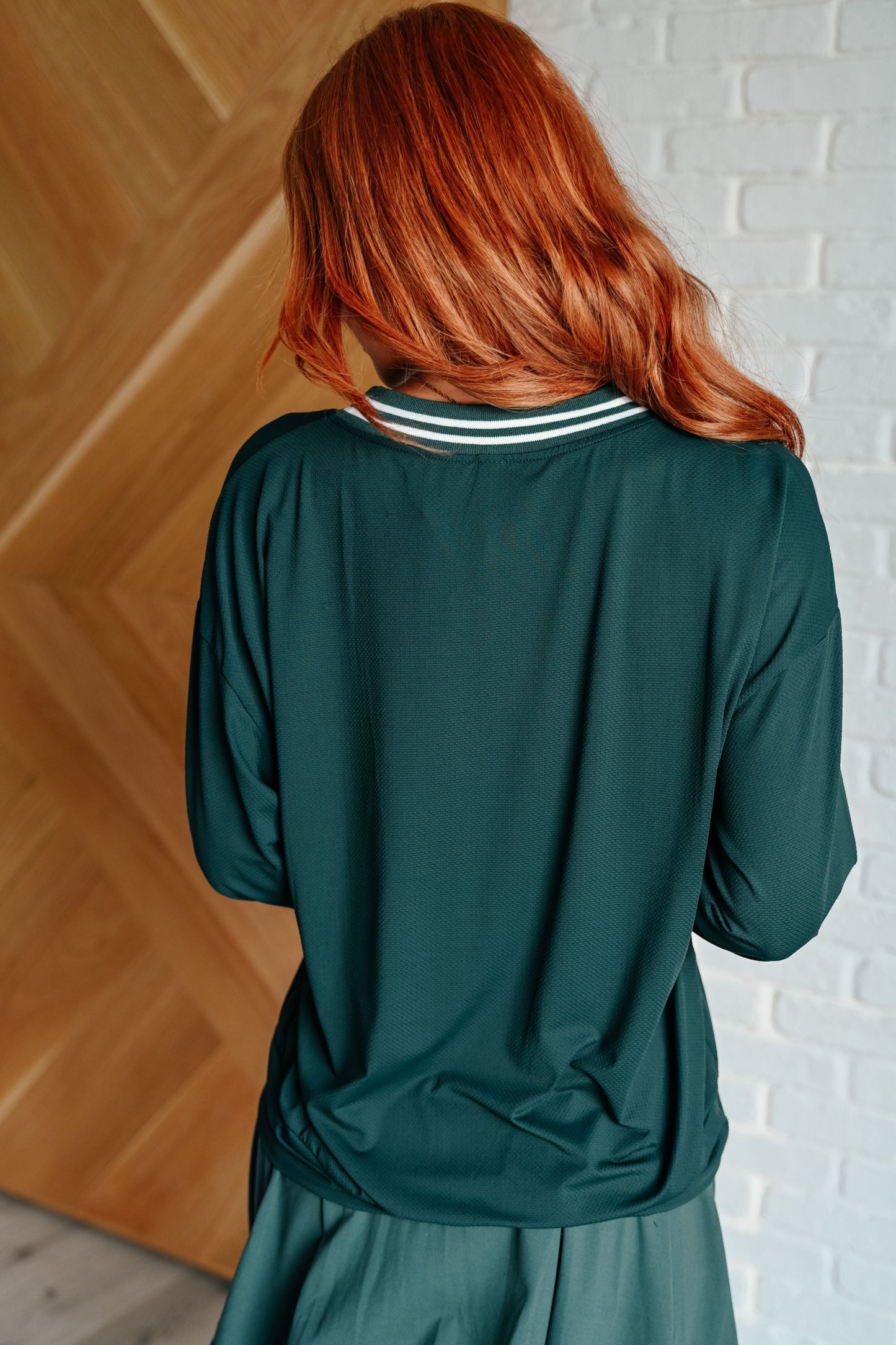 Sudadera con cuello de pico All Out Comfort en Verde Medianoche