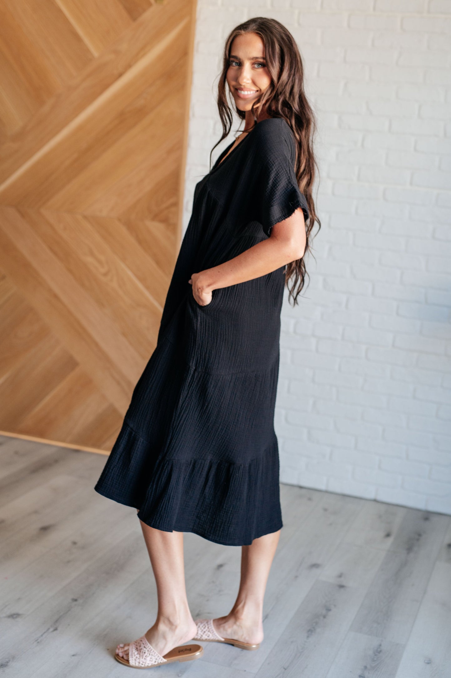 Vestido con mangas tipo kimono Always Learning en negro