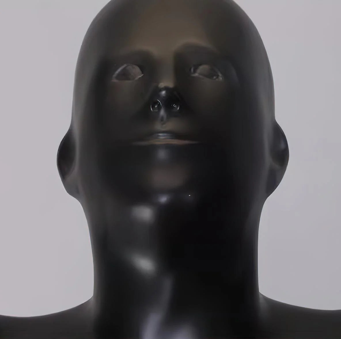 Lámpara de pie con personajes de la estatua de Anissa