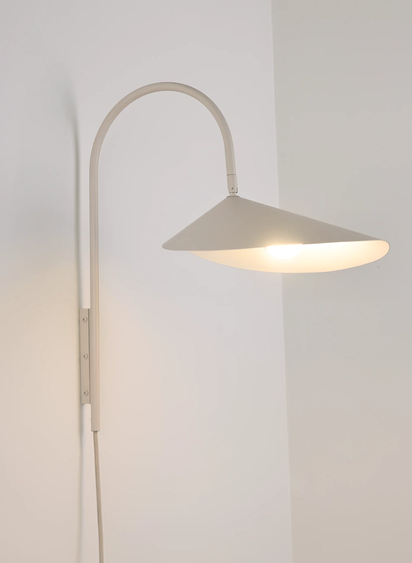 Lámpara de pared Arum giratoria