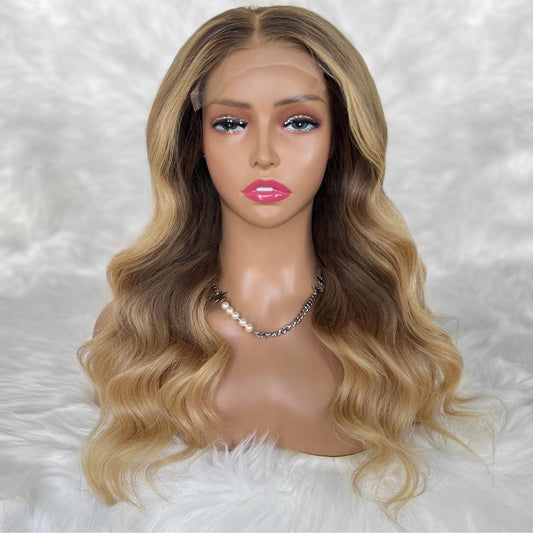 Peluca Aubrey sin pegamento 5x5 HD Lace, cabello 100% humano profesionalmente teñido con cierre.