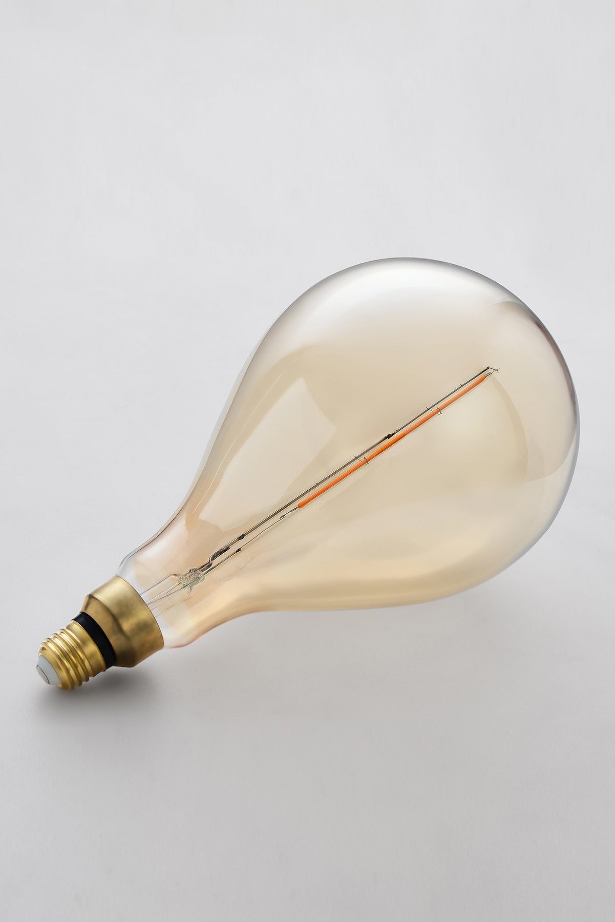 Bombilla LED con forma de lágrima Emberline XL