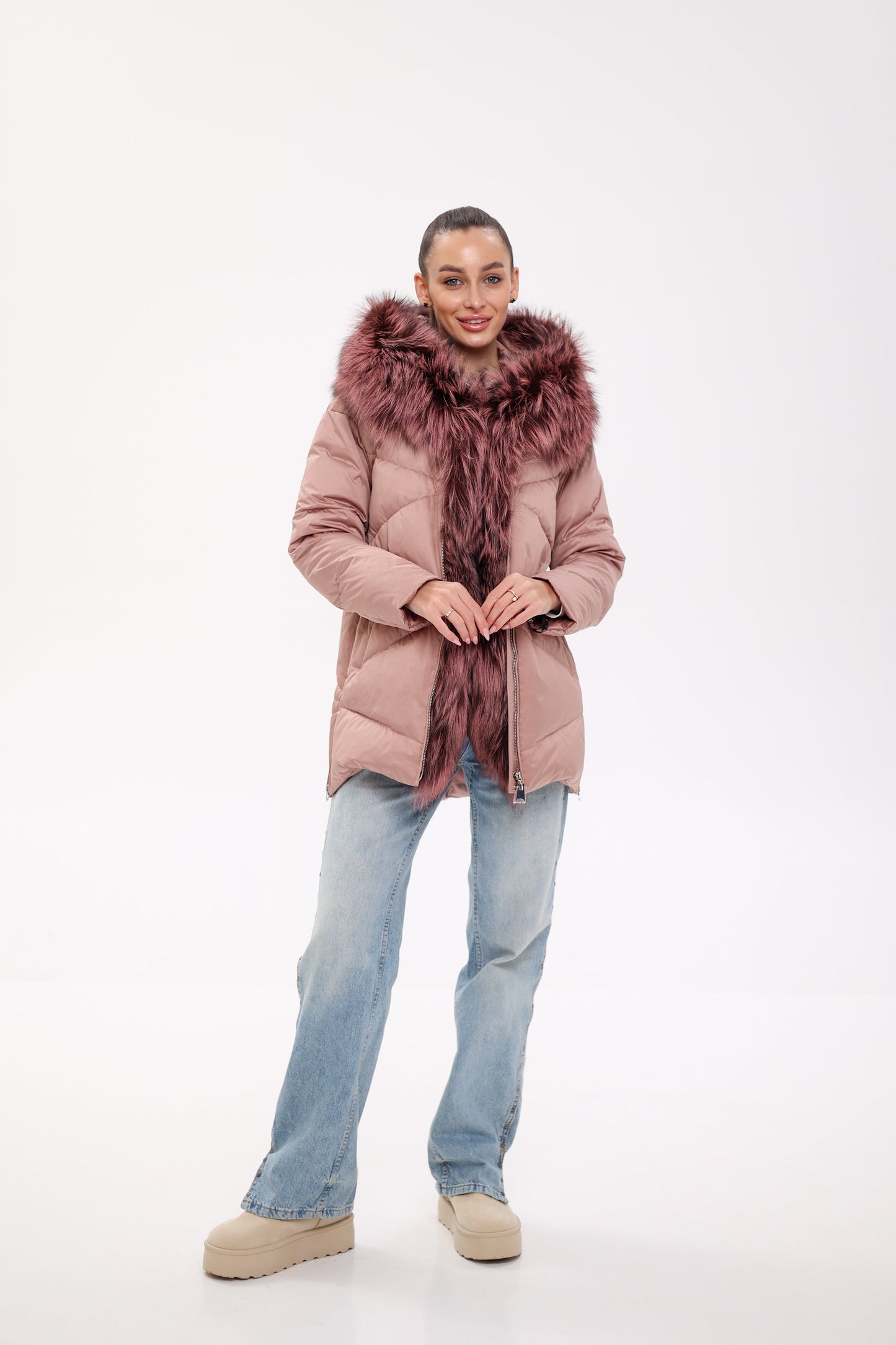 Parka de plumas con ribete de auténtica piel de zorro plateado