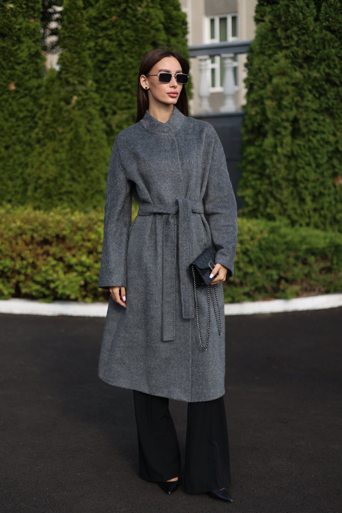 Abrigo de mezcla de lana de alpaca en gris suave
