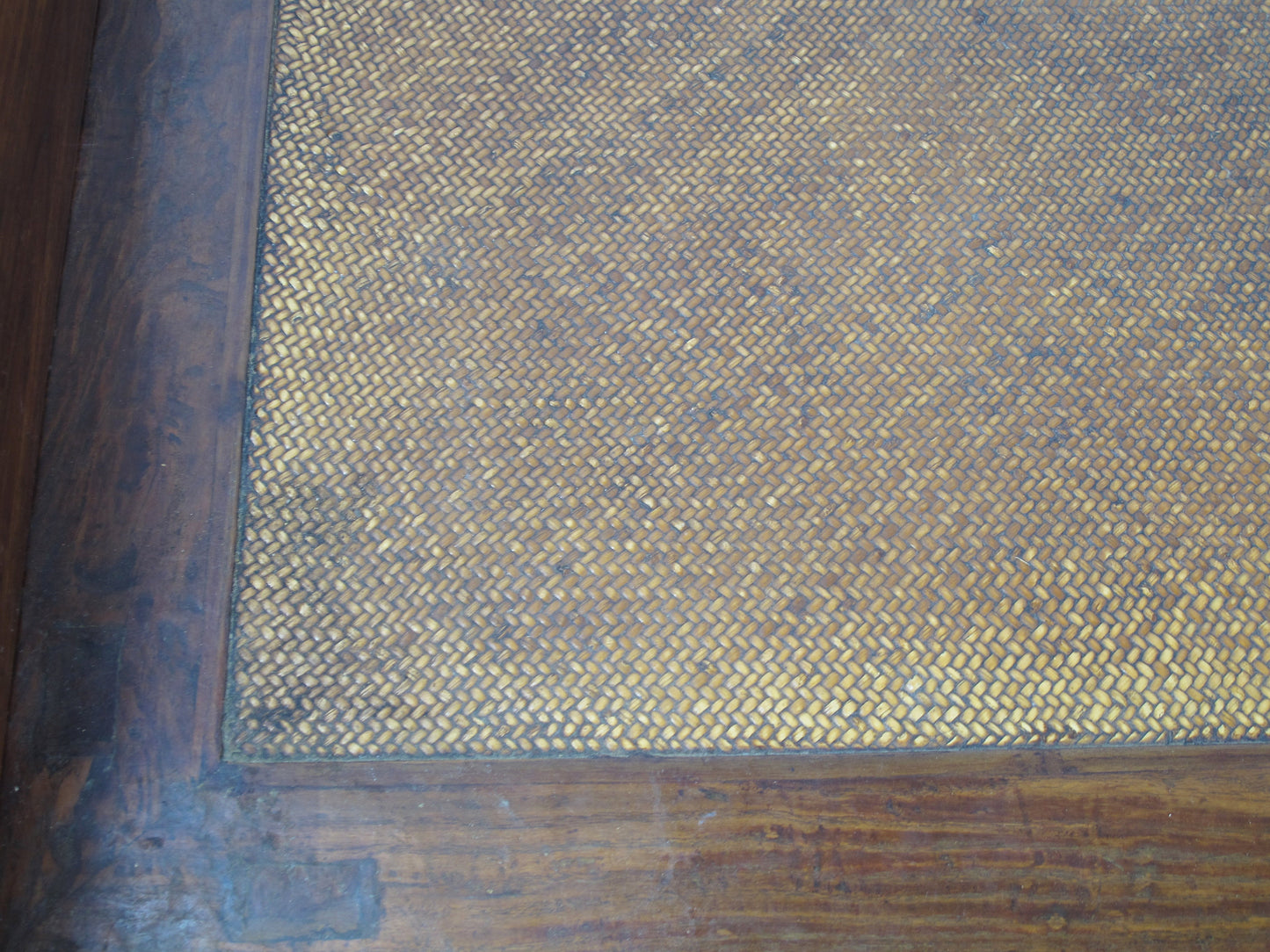 Antique Seamless Rails Chinese Daybed