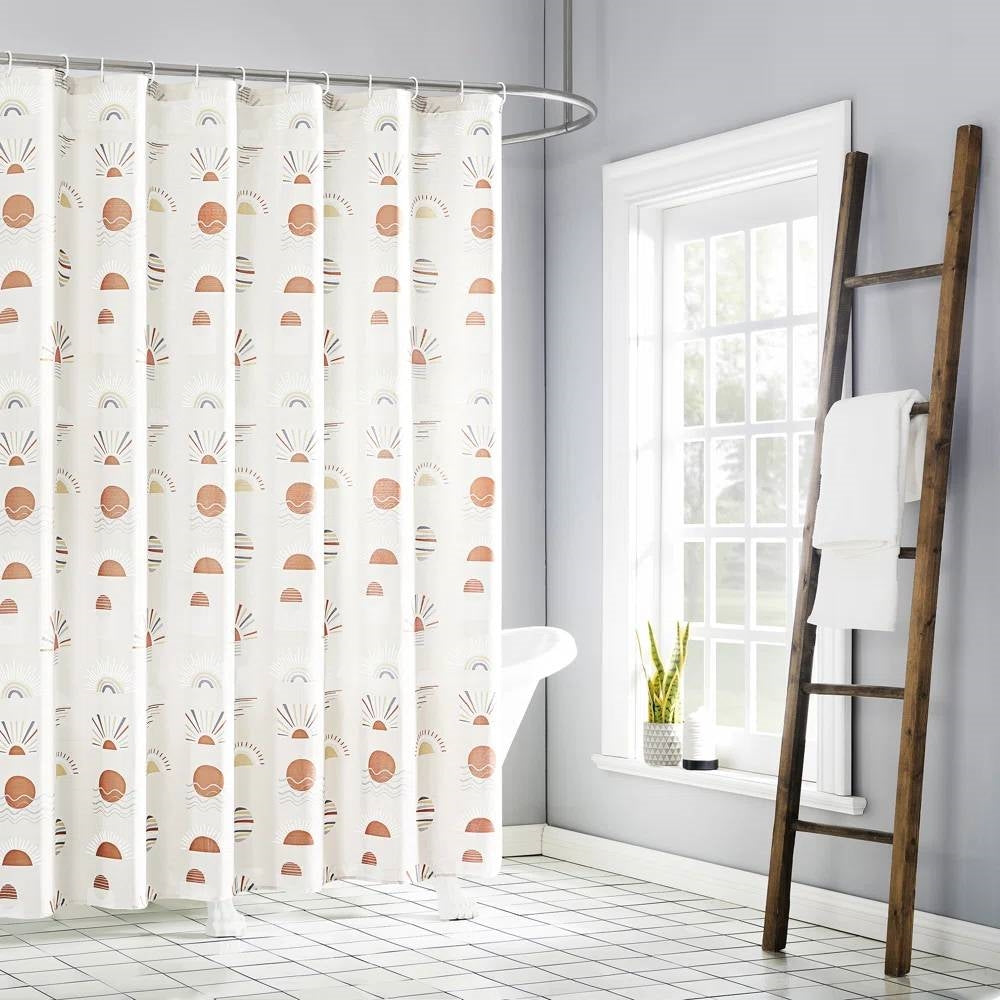 Cortina de ducha bohemia con estampado de atardecer en blanco crema y naranja de 72 pulgadas