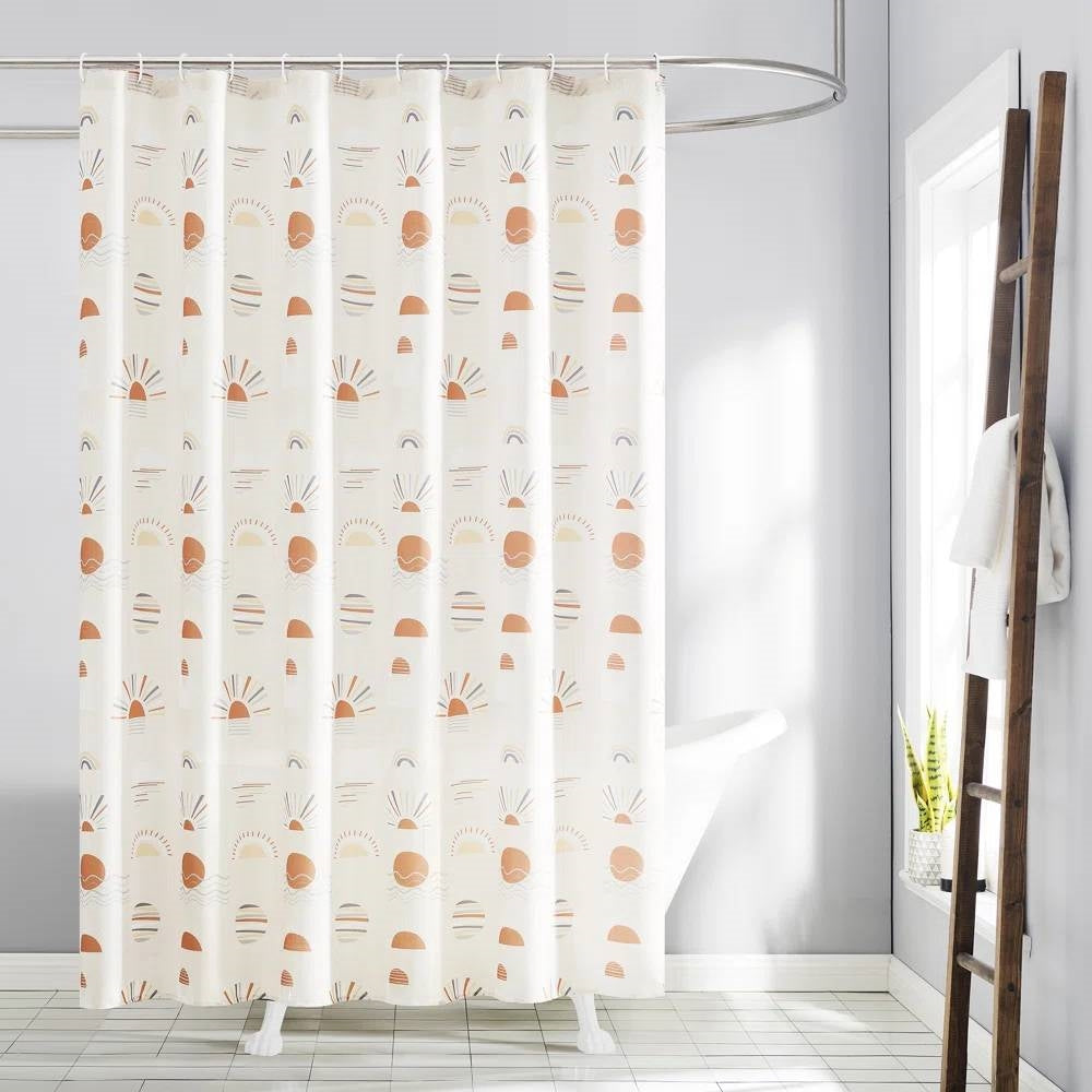 Cortina de ducha bohemia con estampado de atardecer en blanco crema y naranja de 72 pulgadas