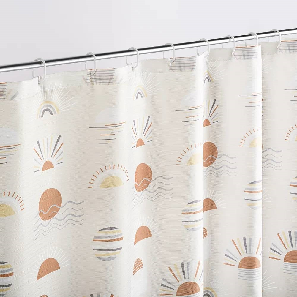 Cortina de ducha bohemia con estampado de atardecer en blanco crema y naranja de 72 pulgadas