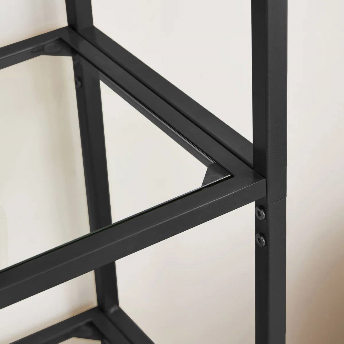 Estantería moderna de metal negro con parte superior arqueada y 5 estantes de cristal para almacenamiento