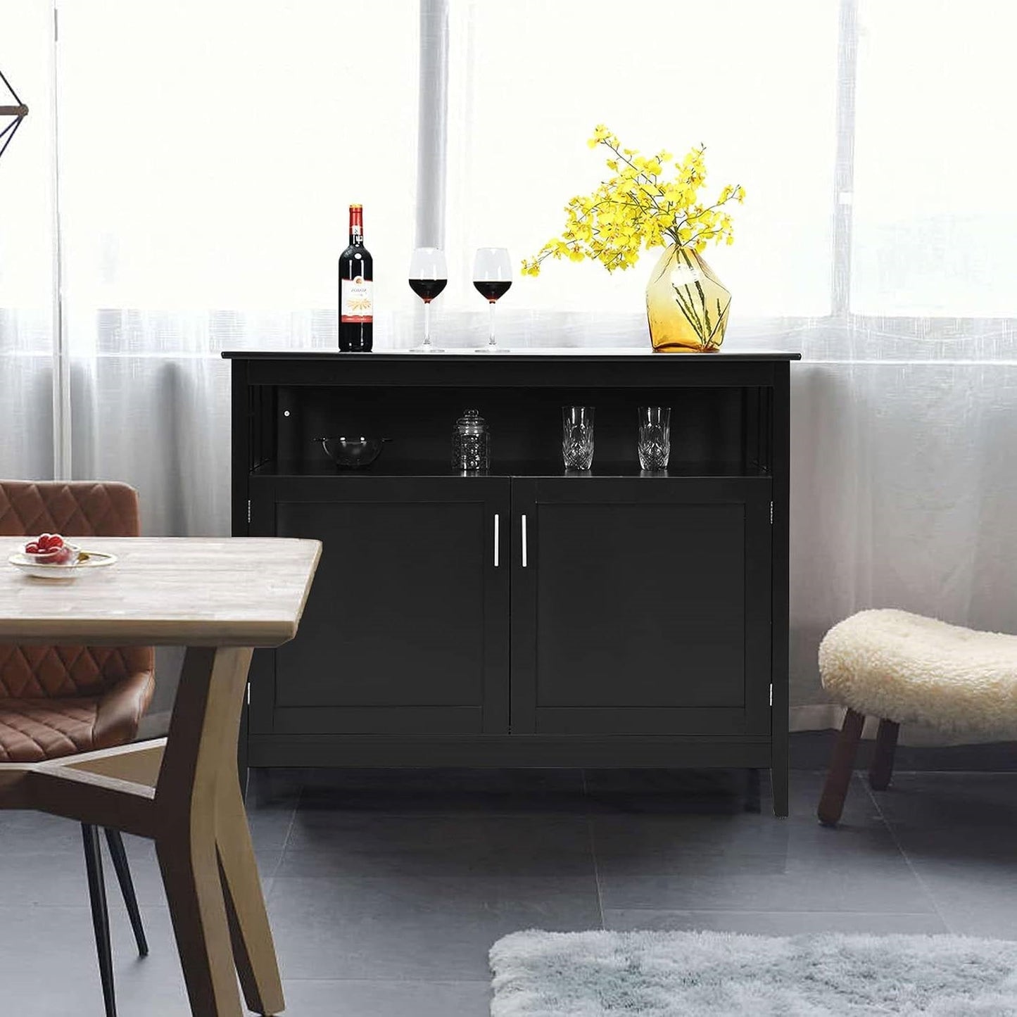 Aparador de comedor de 2 puertas de madera negra con estante abierto