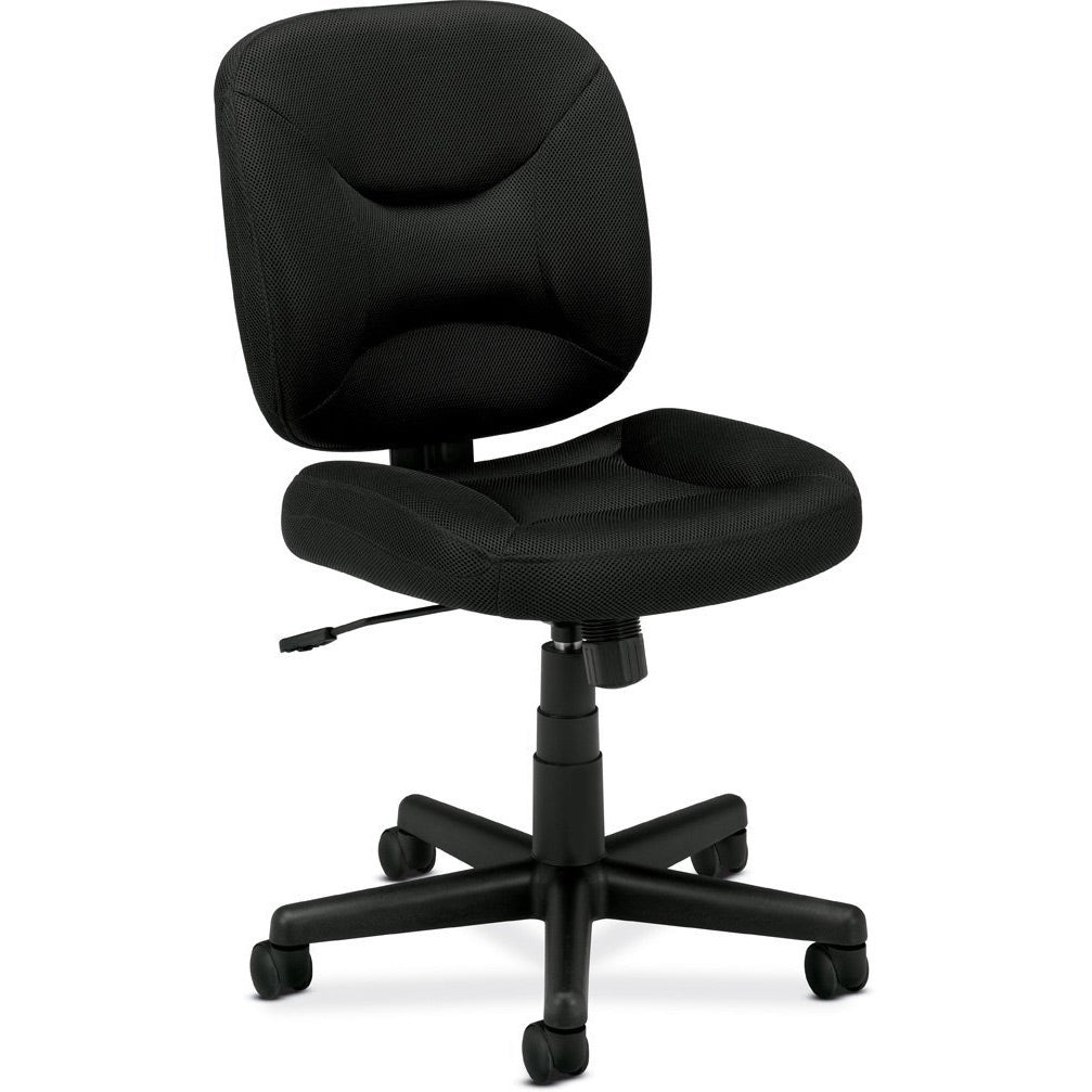 Silla de oficina negra con asiento acolchado