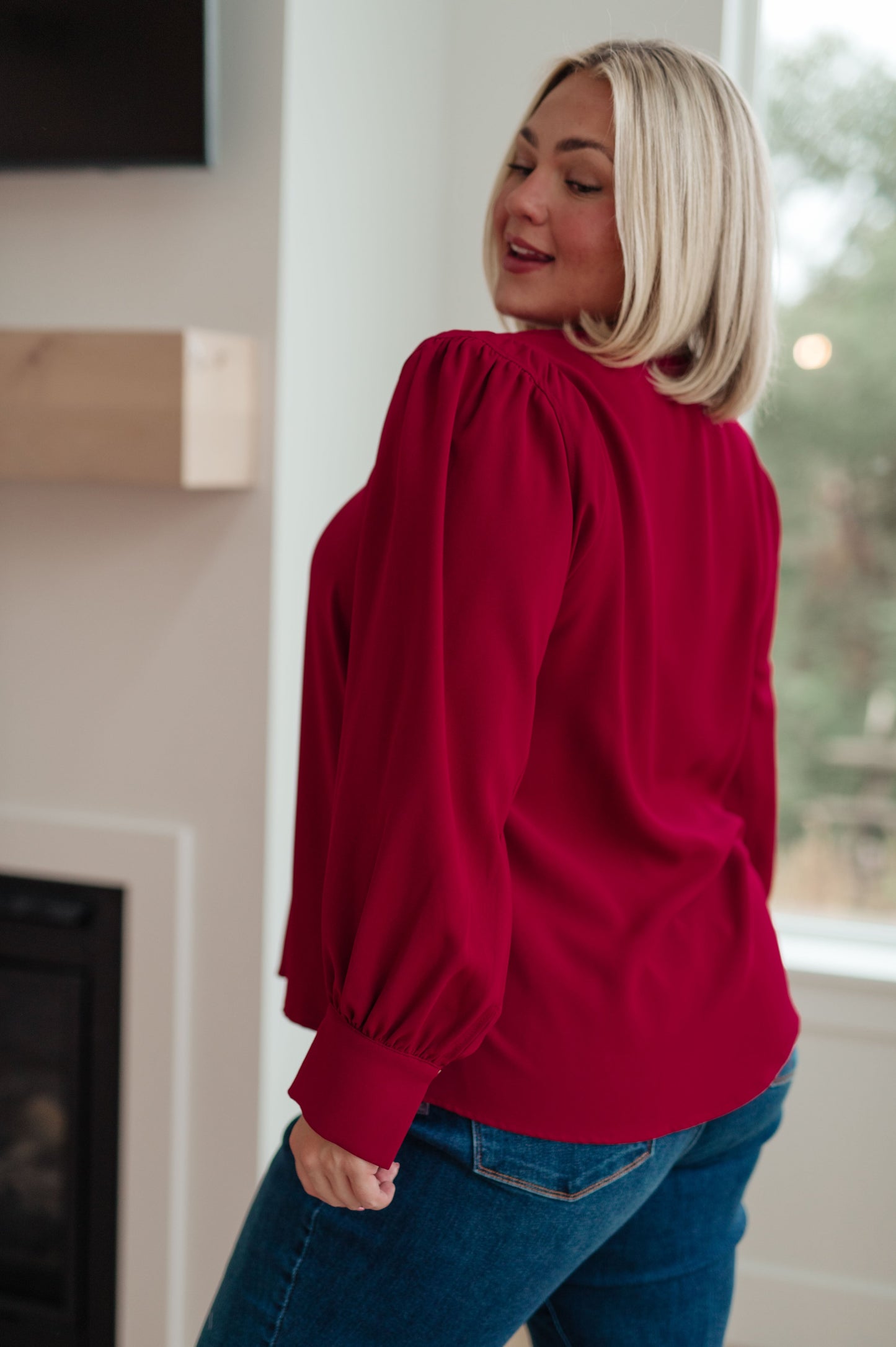 Blusa con escote en V "Back in Business"
