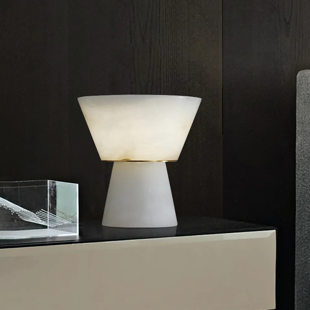 Lámpara de Mesa Cónica Beta de Alabastro