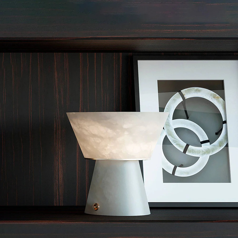 Lámpara de Mesa Cónica Beta de Alabastro