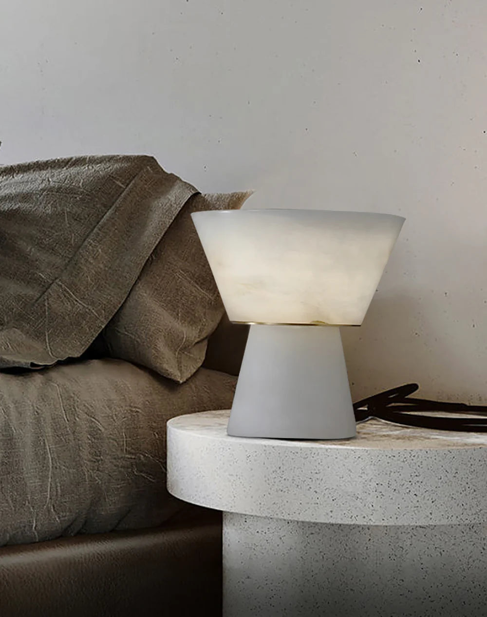 Lámpara de Mesa Cónica Beta de Alabastro