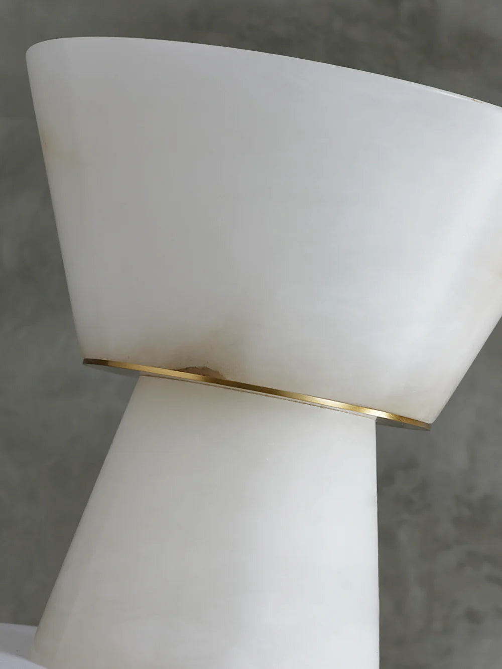 Lámpara de Mesa Cónica Beta de Alabastro