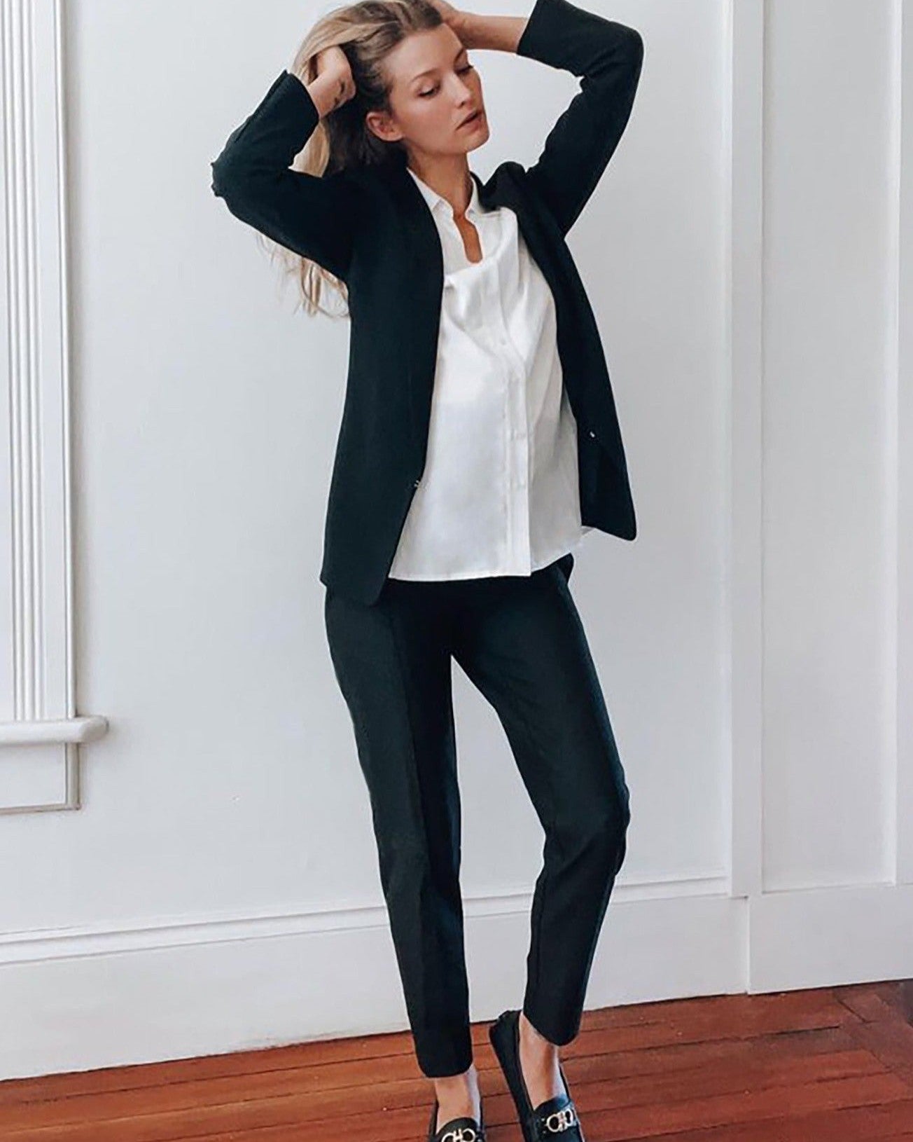 Pantalones de trabajo premamá de corte ajustado en negro