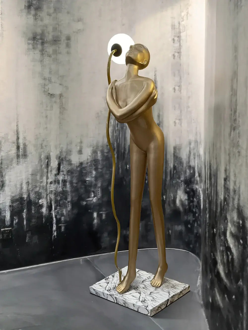 Lámpara de pie Escultura Venus de Arte Corporal