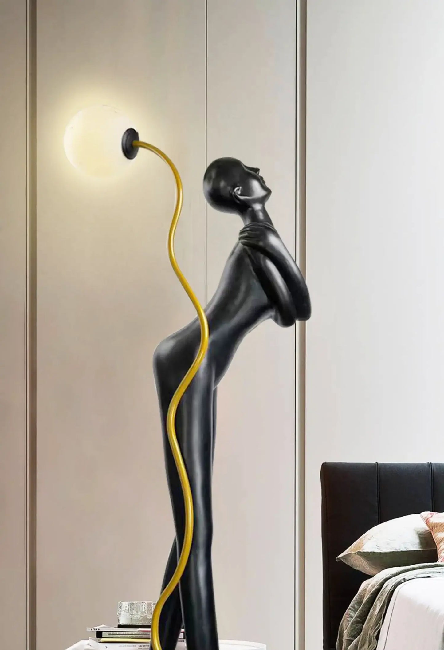 Lámpara de pie Escultura Venus de Arte Corporal