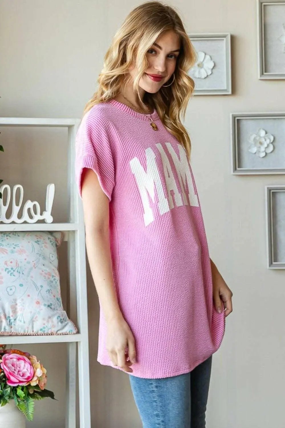 Trendsi Camiseta gráfica de mujer con estampado atrevido y manga corta