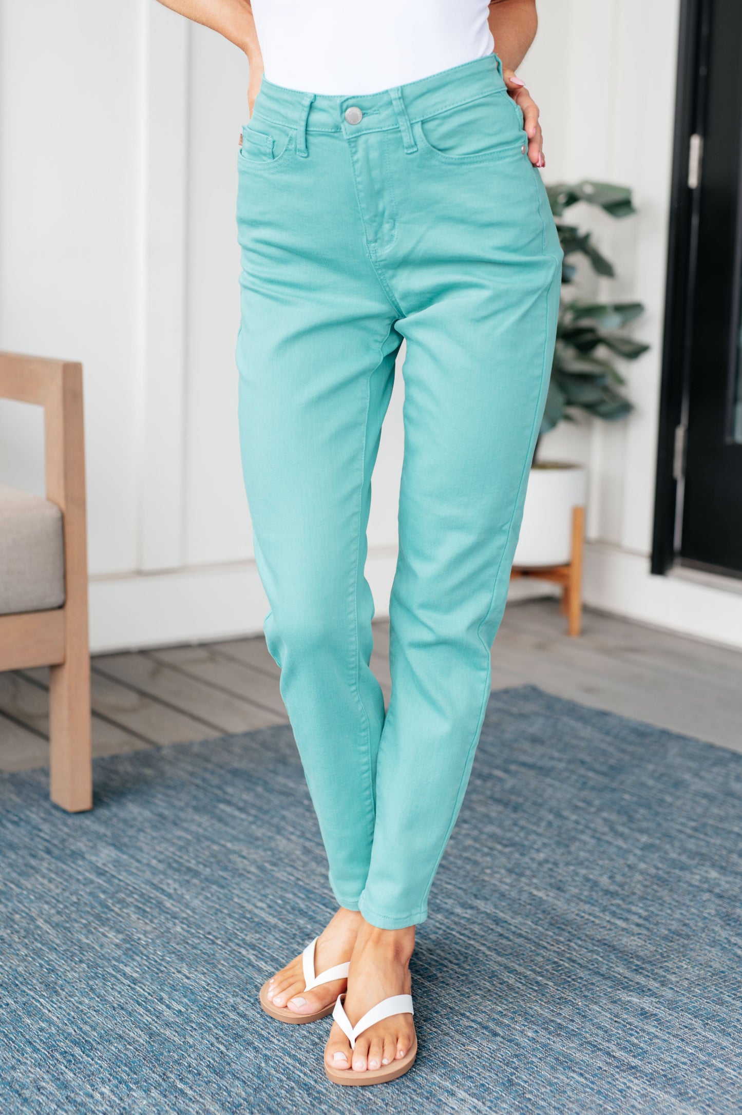 Bridgette Jeans Slim de Tiro Alto Teñidos en Prenda Color Aguamarina