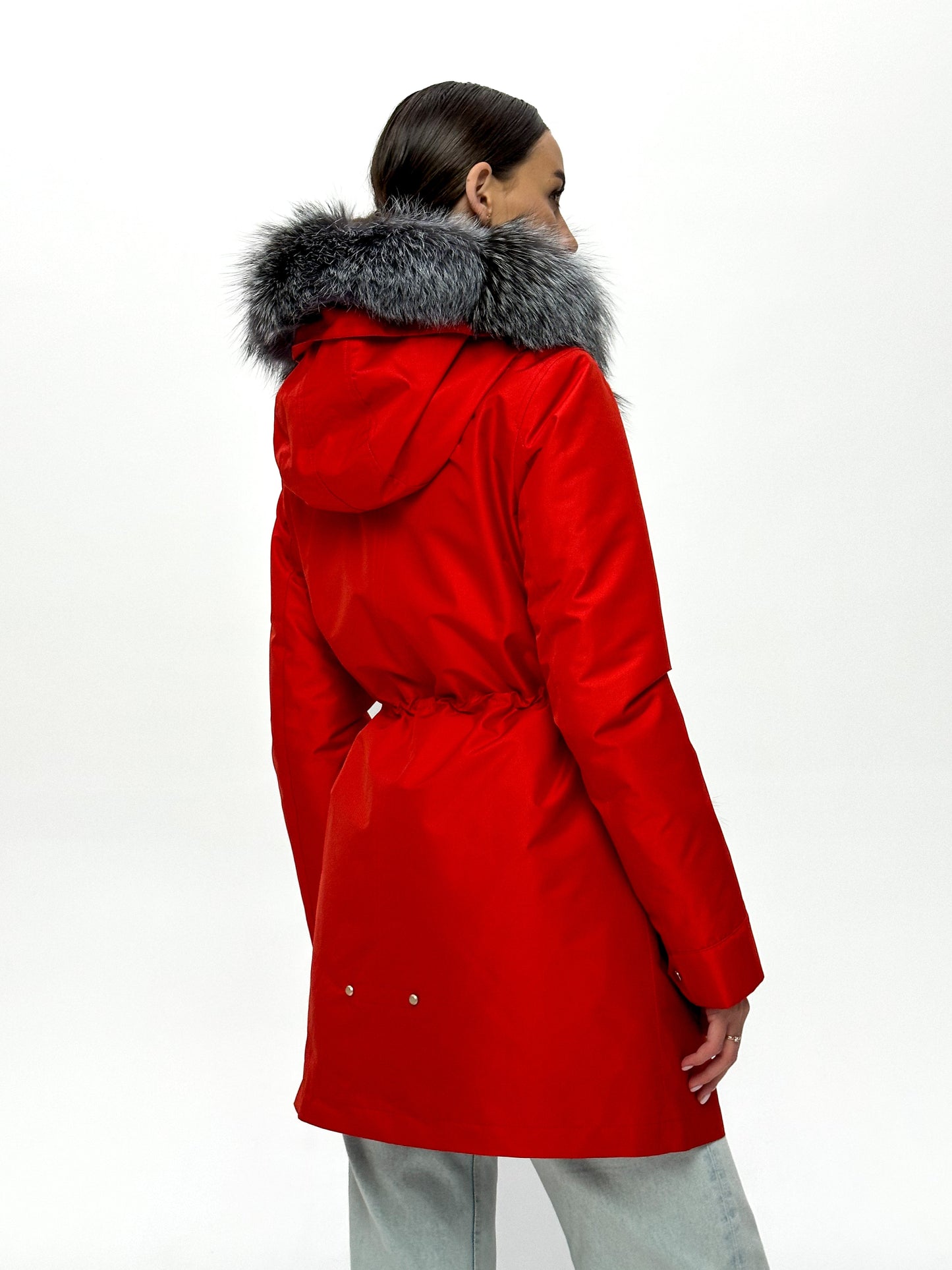 Parka Roma de piel auténtica de zorro plateado y conejo con aislamiento en color rojo