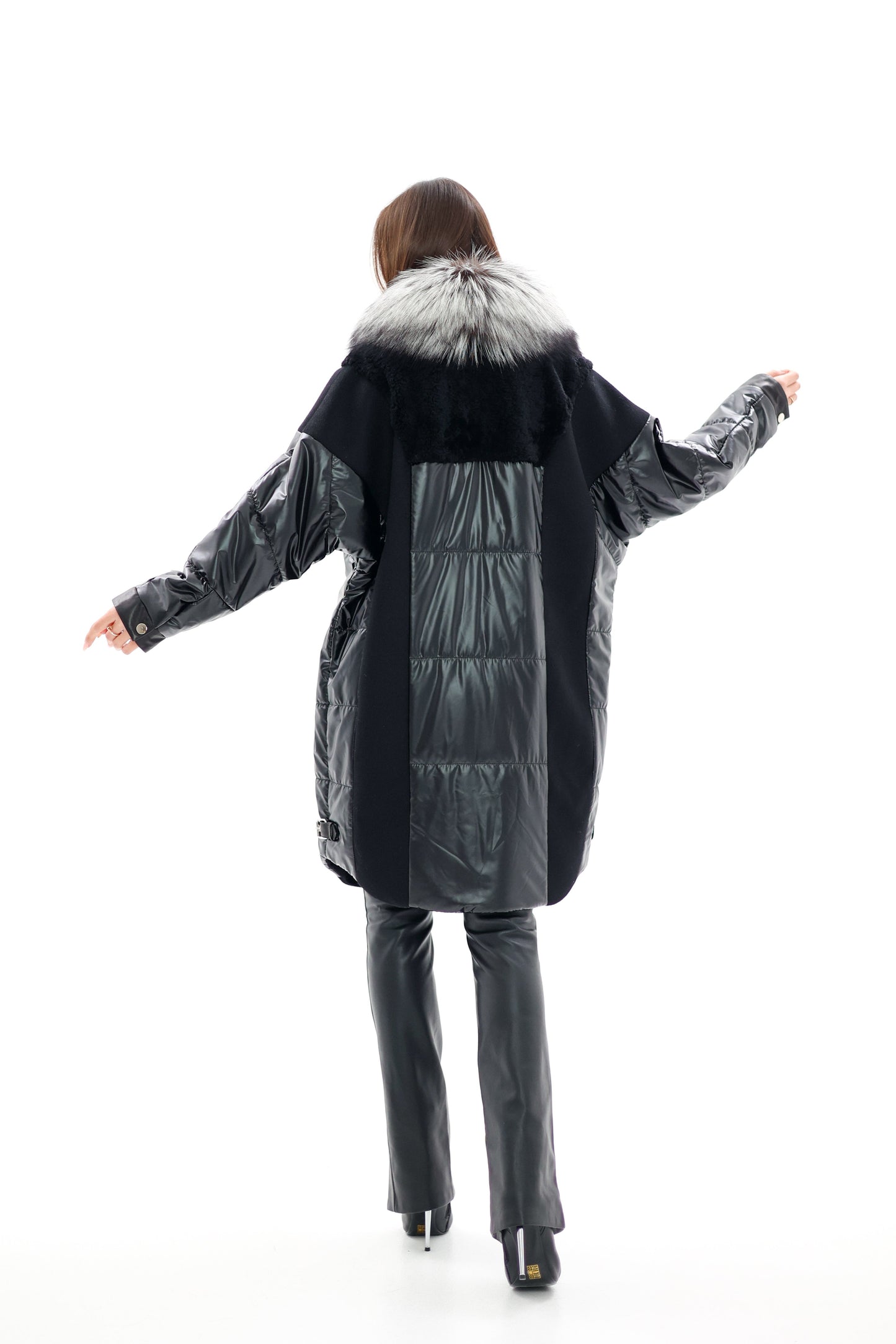 Abrigo Freudenberg Comfortemp® de Lana Cachemir Italiana y Piel Genuina de Zorro Plateado