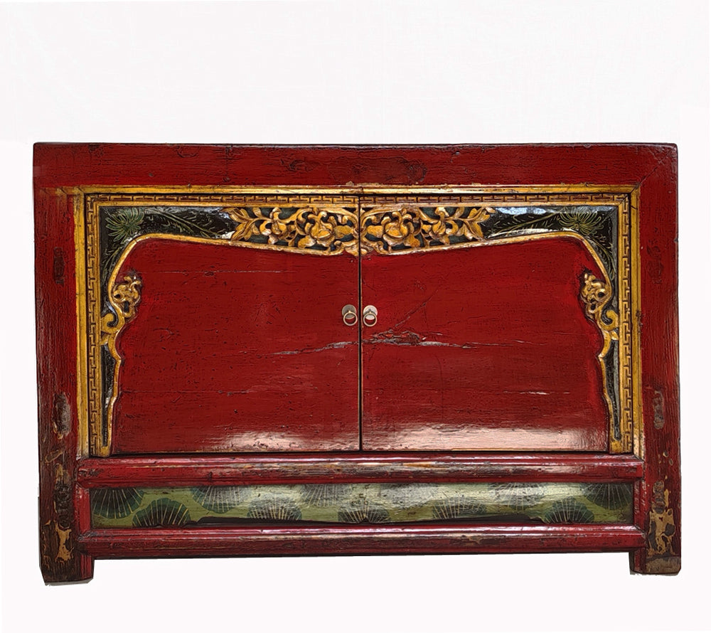 Mesa armario antigua roja de Shanxi con puertas de borde tallado