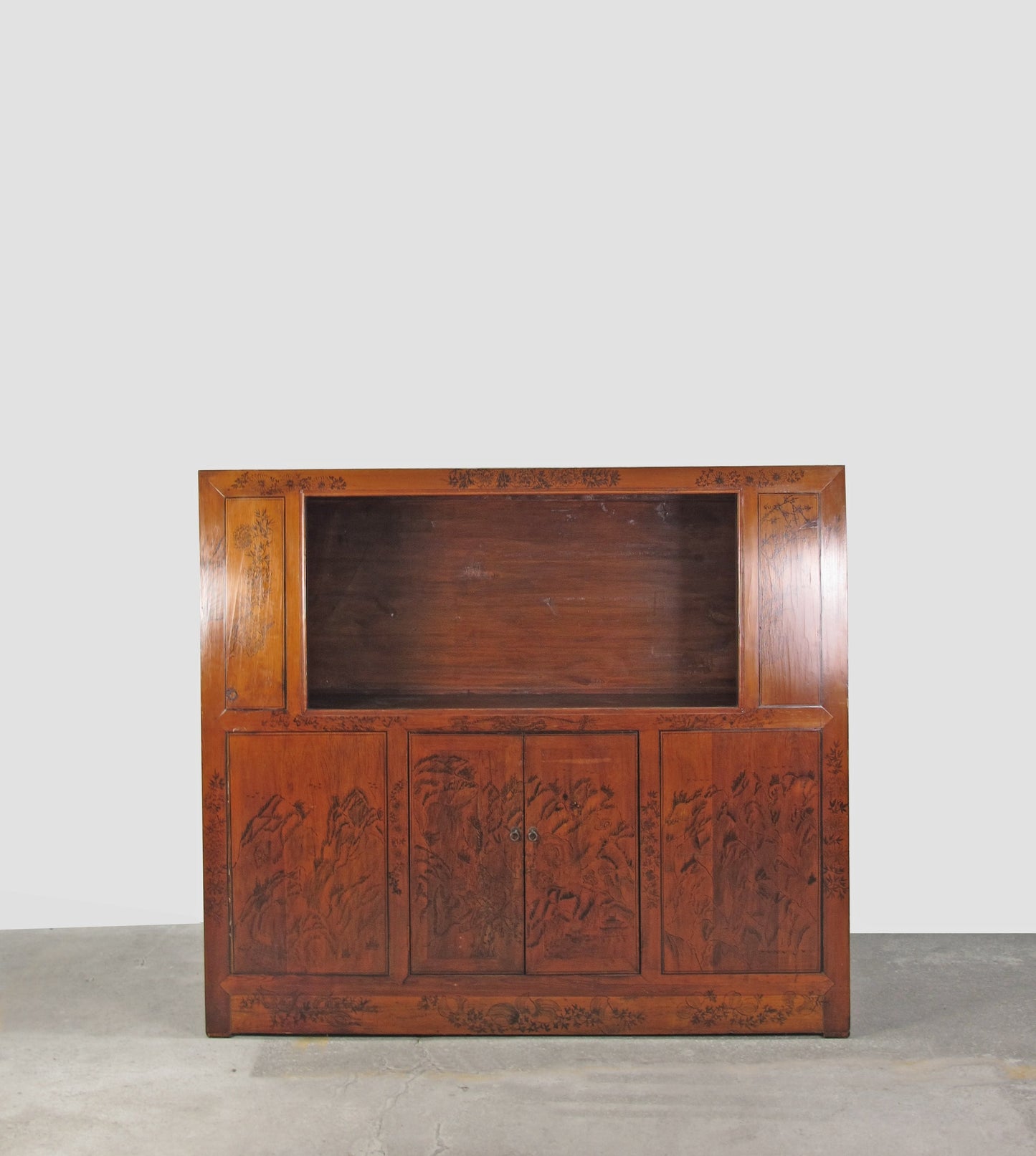 Vitrina antigua china pintada a mano – 59 pulgadas de alto, diseño pintado a mano