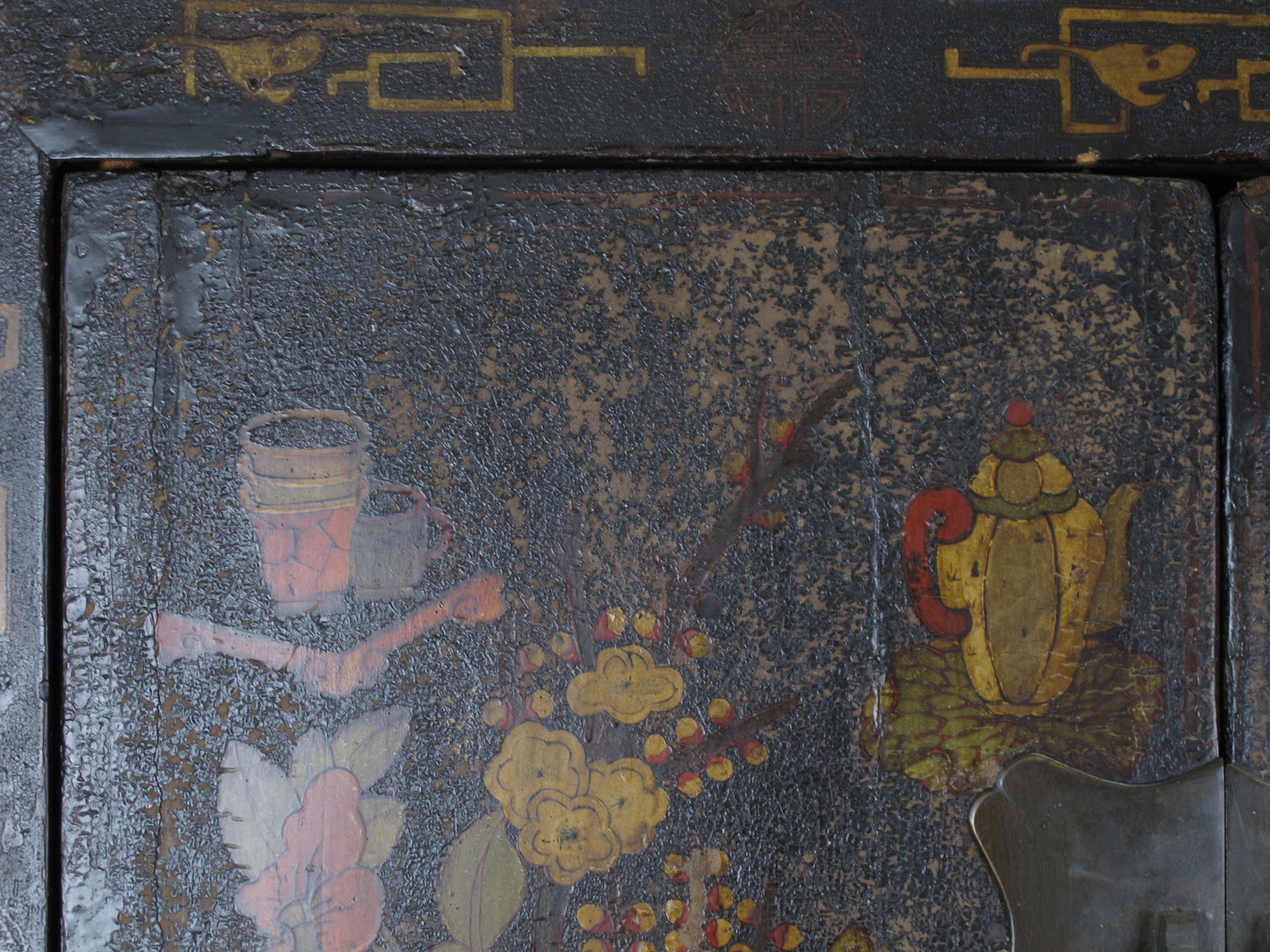 Hand Painted Antique Chinese Cabinet 2