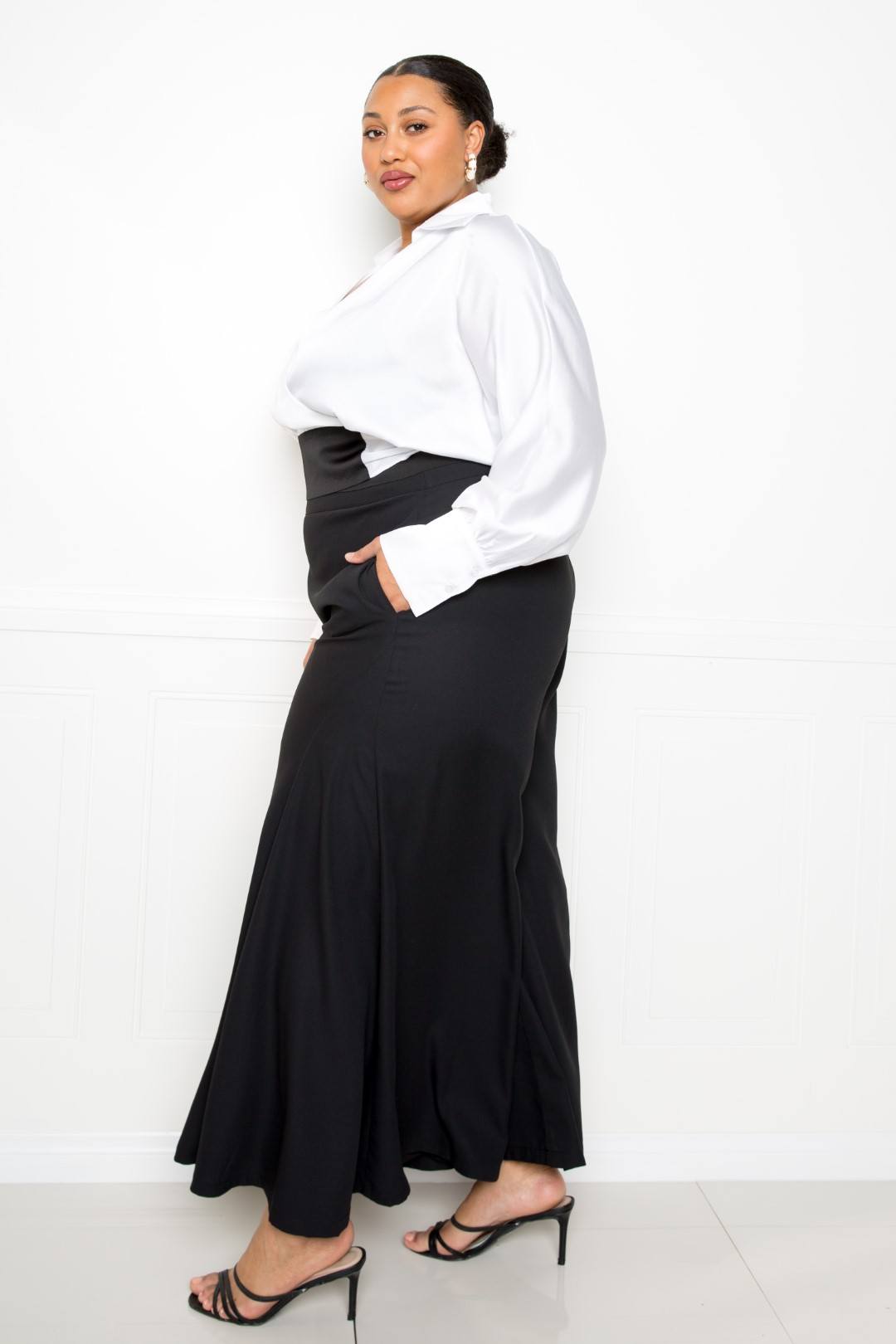 “Cecilla” White Wrap Top