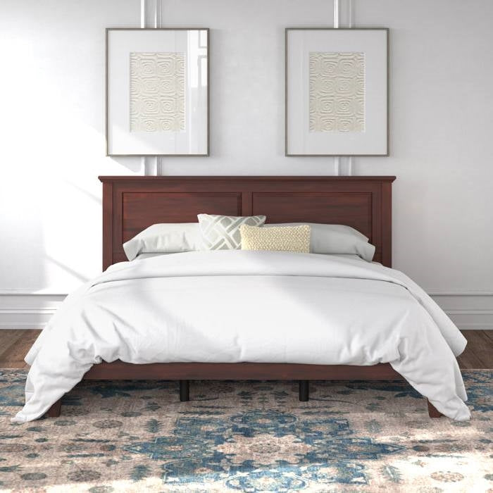 Cama plataforma tradicional de madera maciza de roble King con cabecero en cerezo