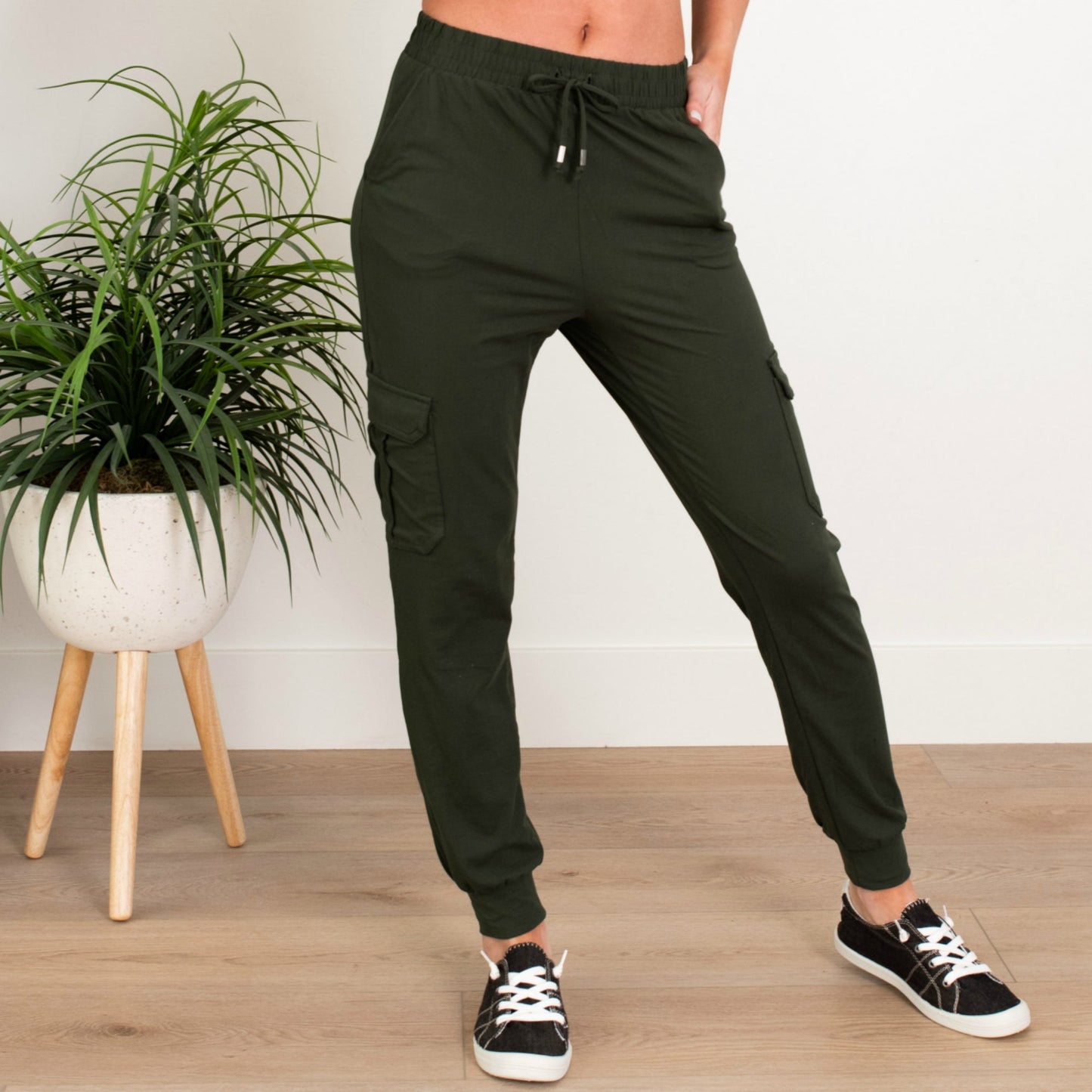 Pantalón deportivo ultrasuave con bolsillo tipo cargo