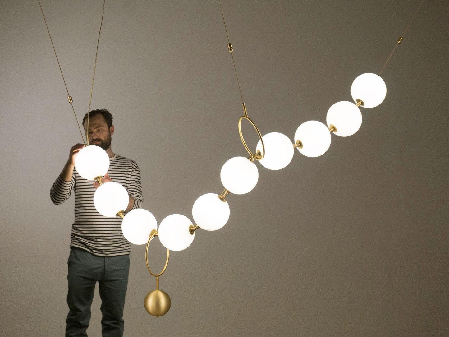 Collar LED Lámpara Colgante