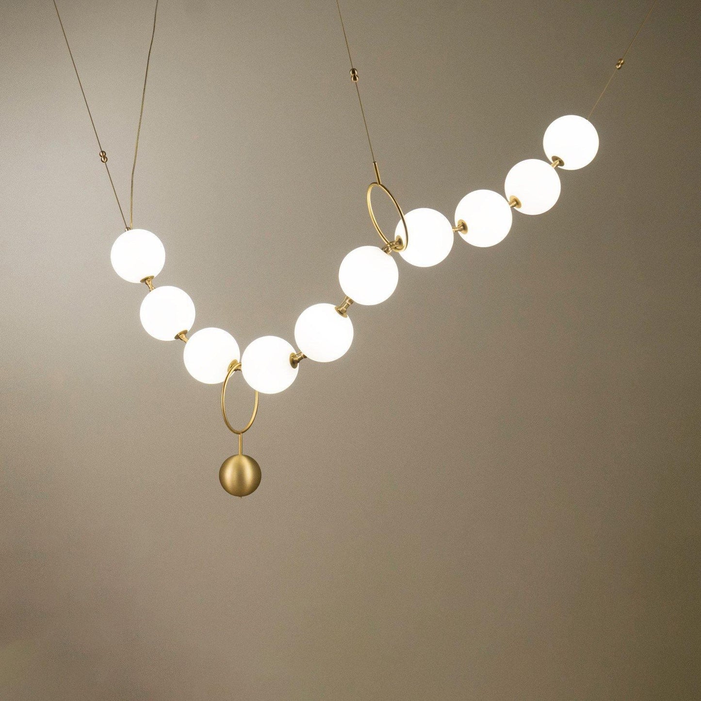Collar LED Lámpara Colgante