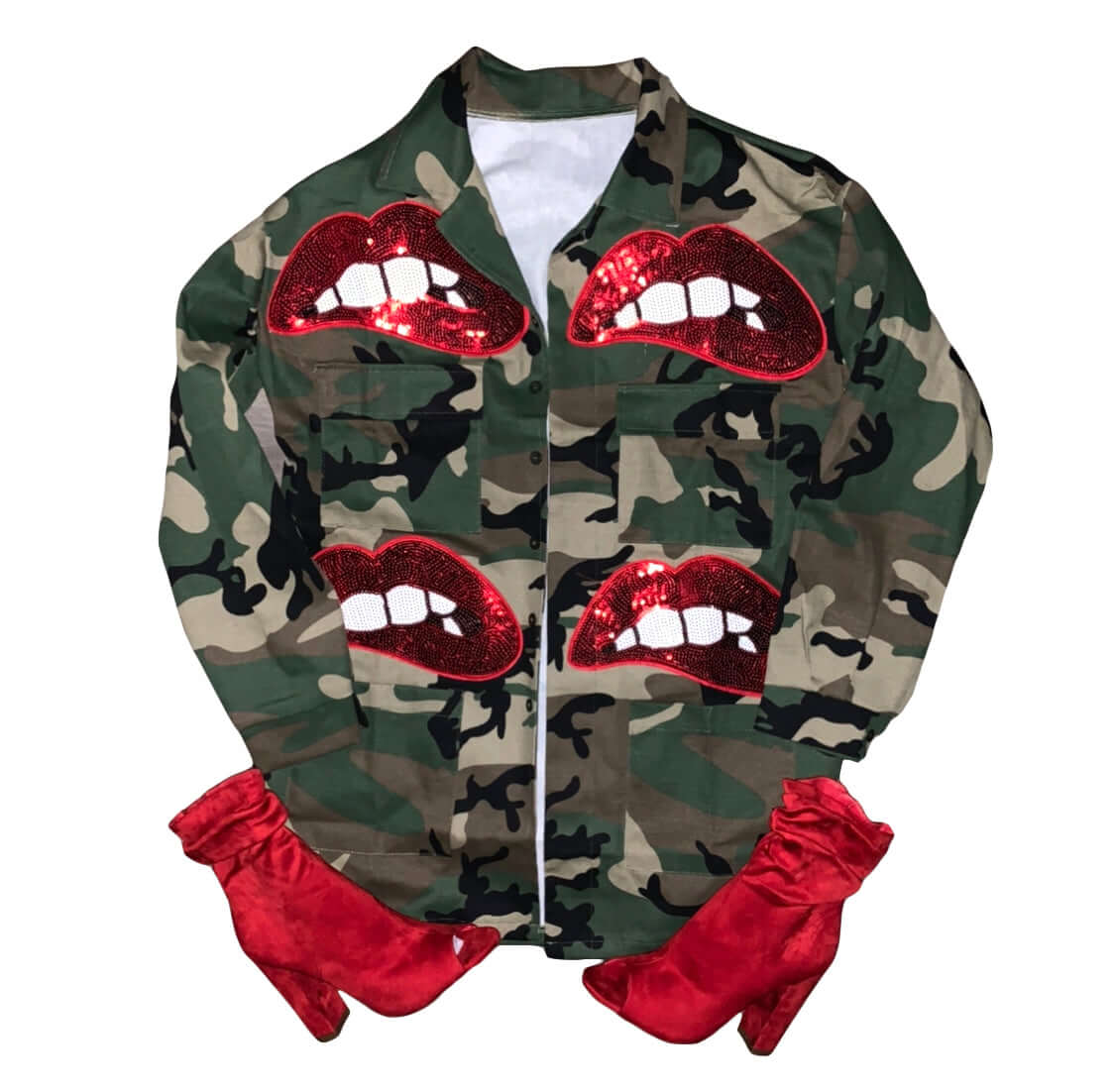 Chaqueta de camuflaje con lentejuelas y labios
