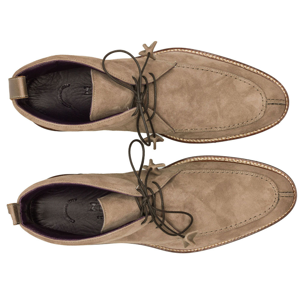 46-605-TPE Bota Chukka de Piel de Cabra Ante Italiana CAMPO HIGH, Topo