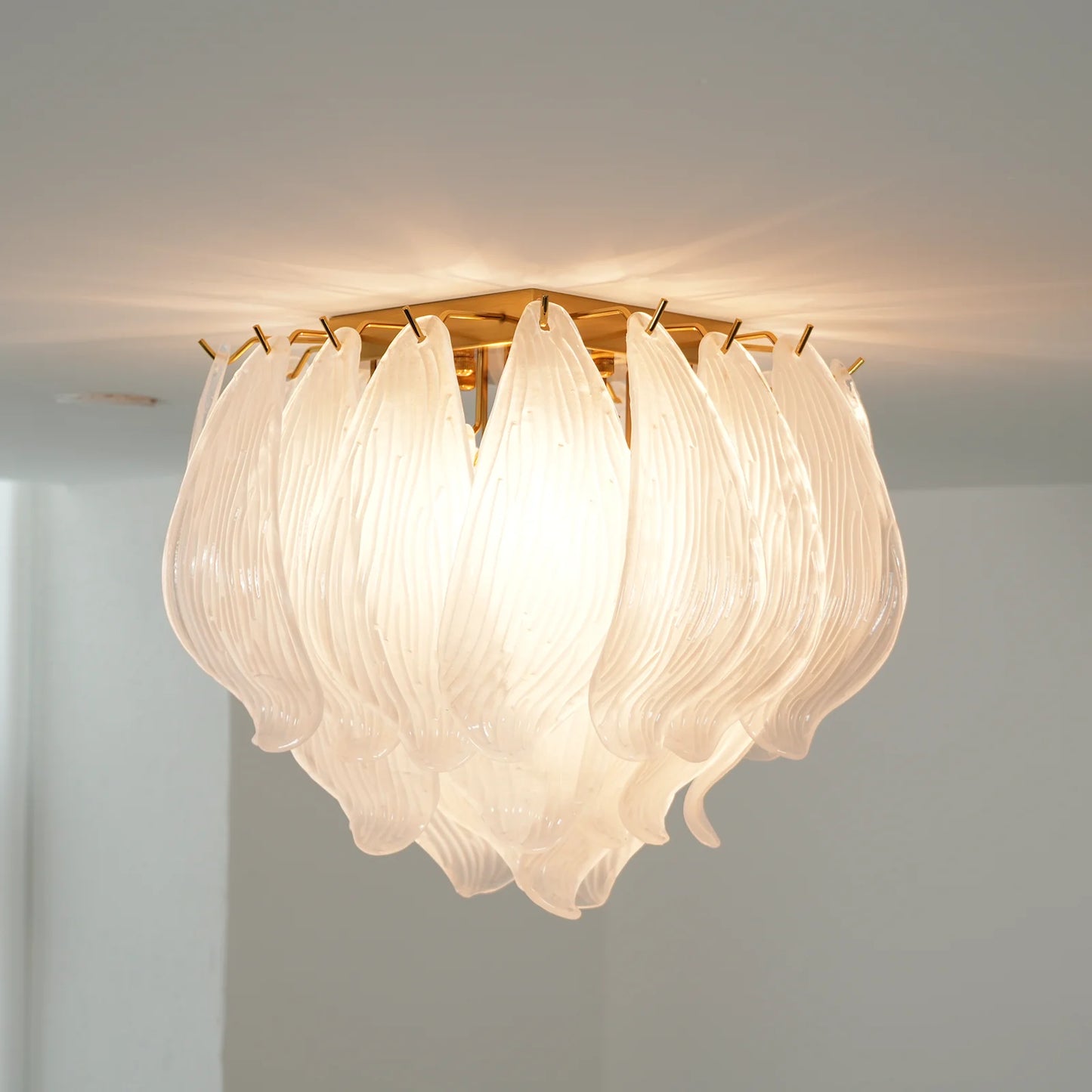 Lámpara de Techo Murano Hojas de Cristal Tallado